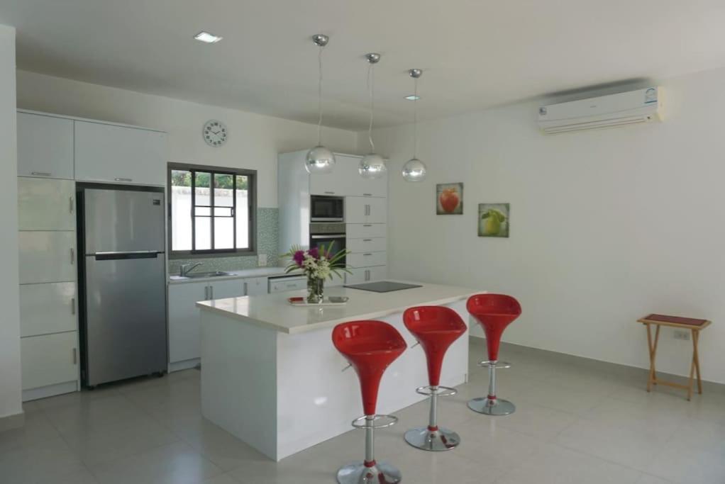Villa 3-bedroom Pool And Garden