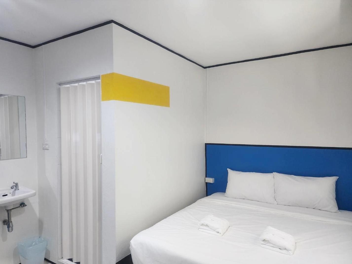 Ryb Phuket Hostel