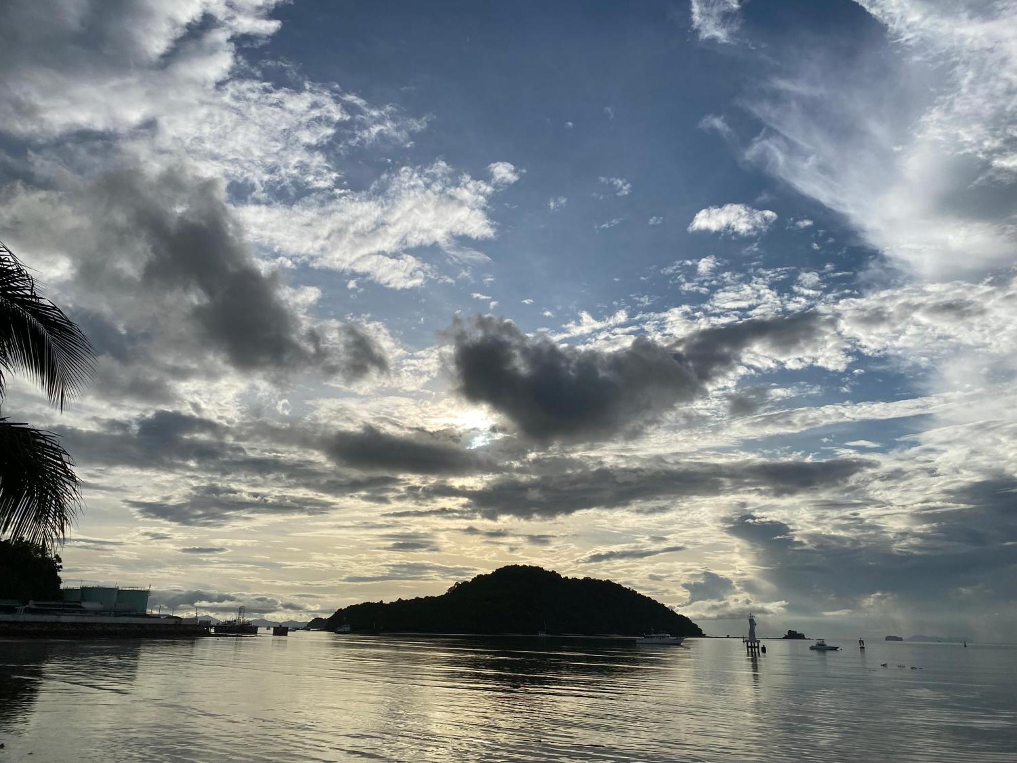 Phuket Boat Quay Hotel 4*