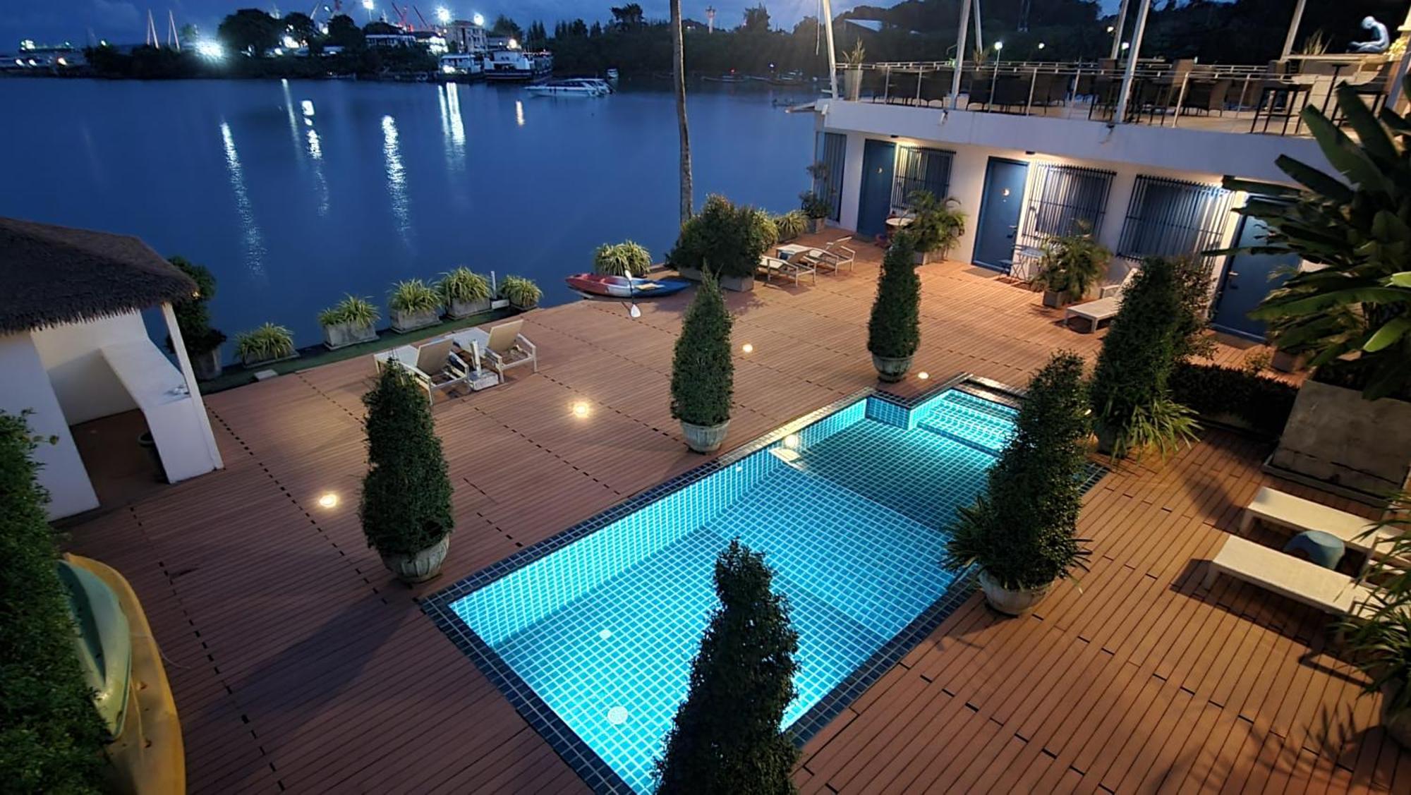 Hotel Phuket Boat Quay