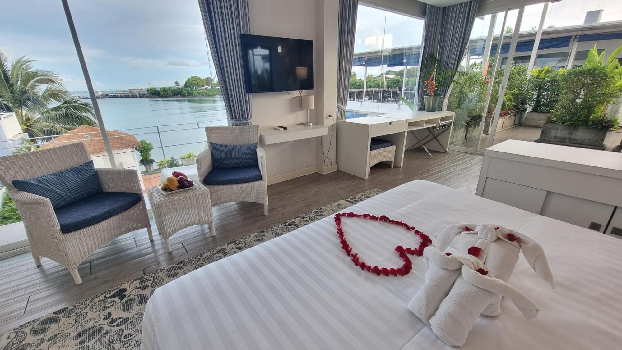 Phuket Boat Quay 4*