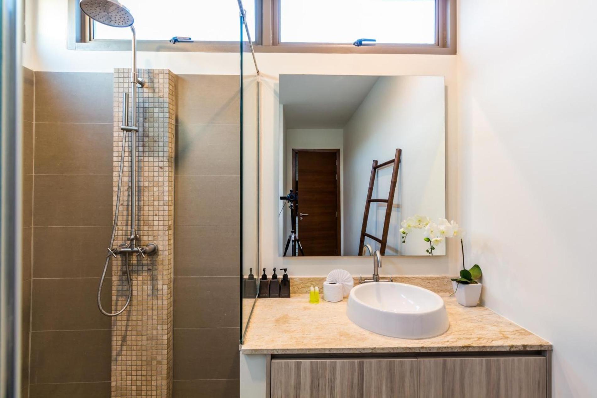 Ka Private Pool & Maid By Lofty *