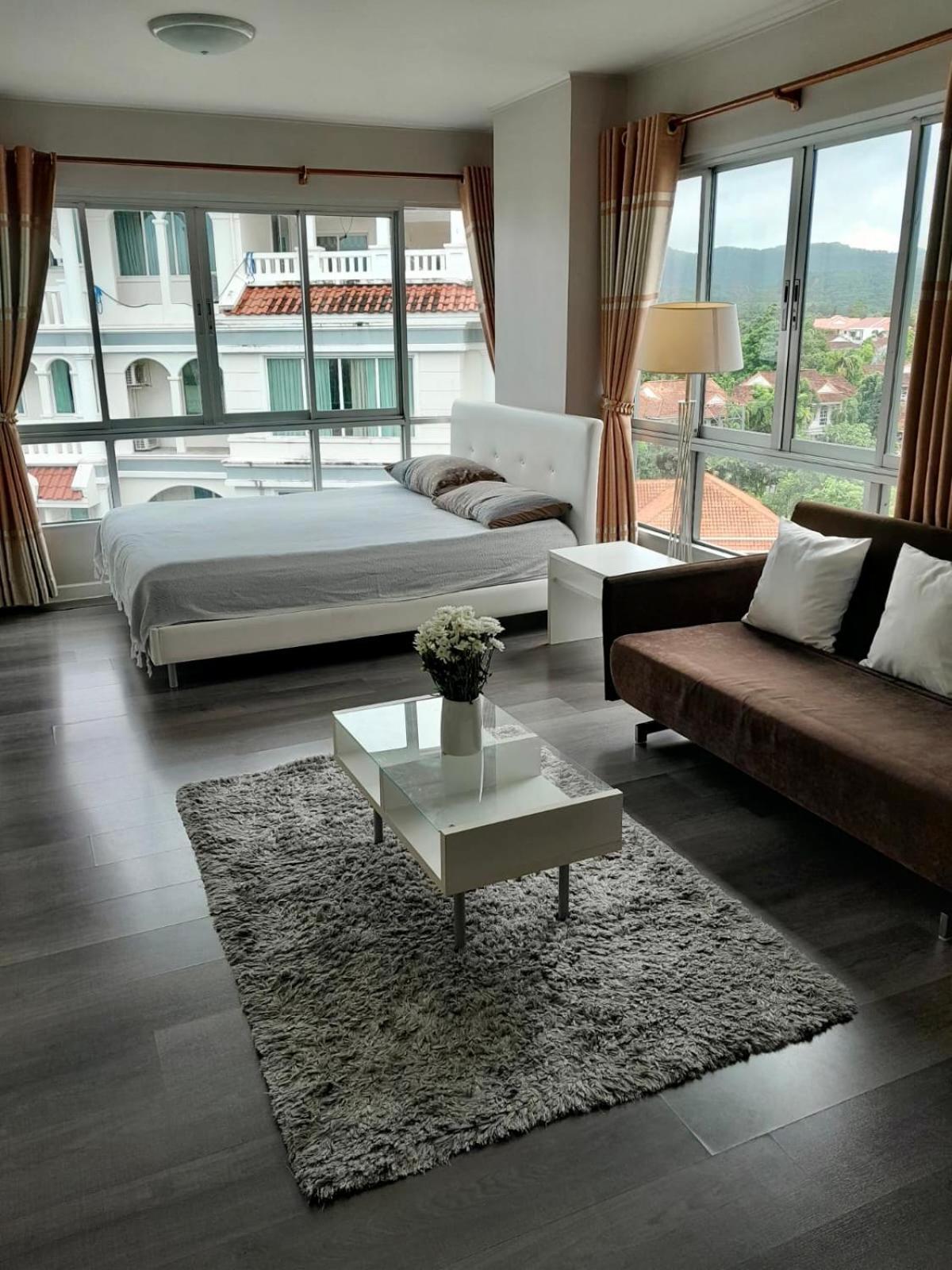 Apartment Beautiful Floor Corner In Phuket Center *