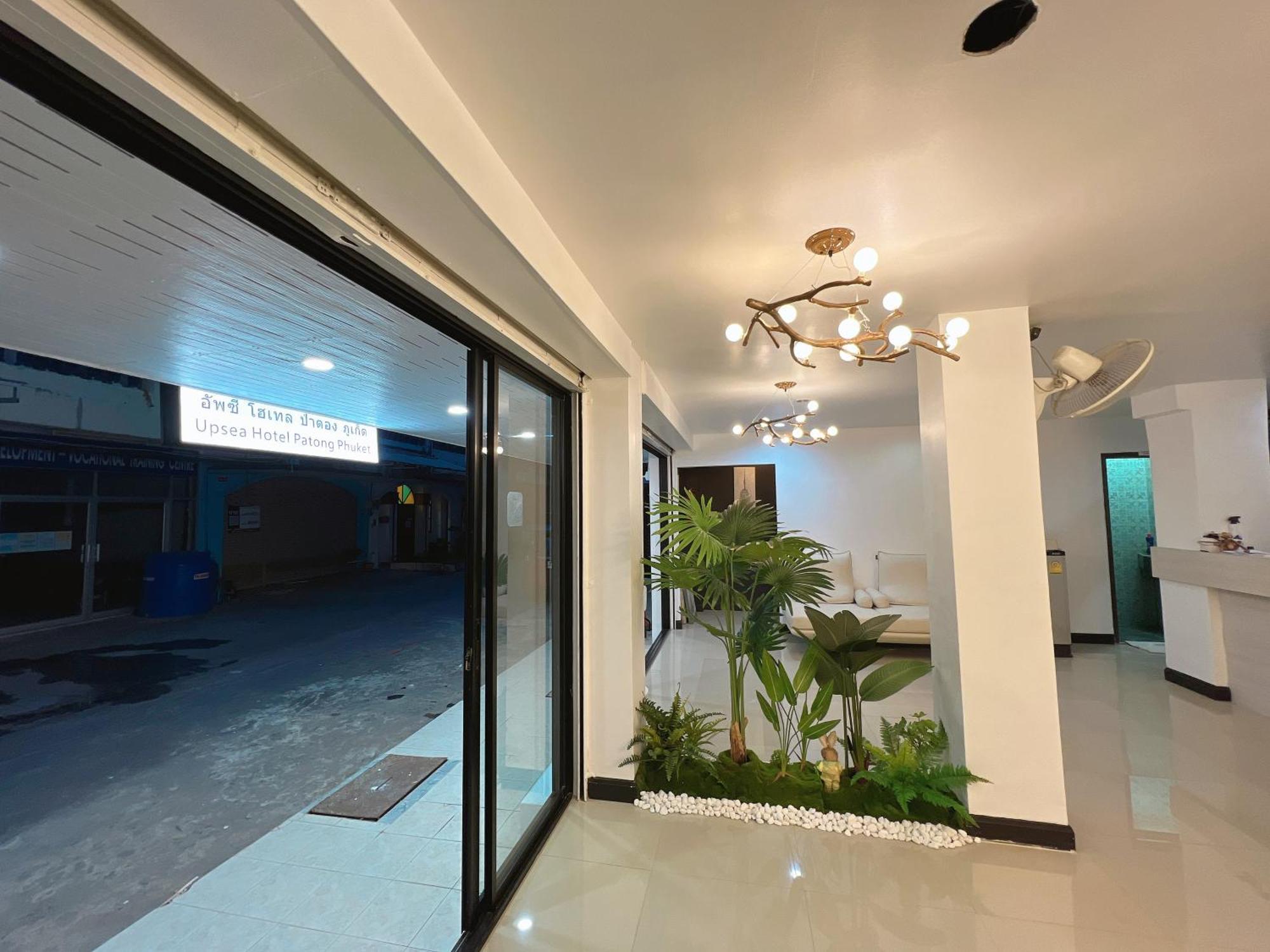 Upsea Hotel