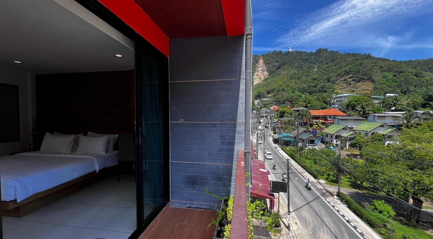 Coco Mountain View