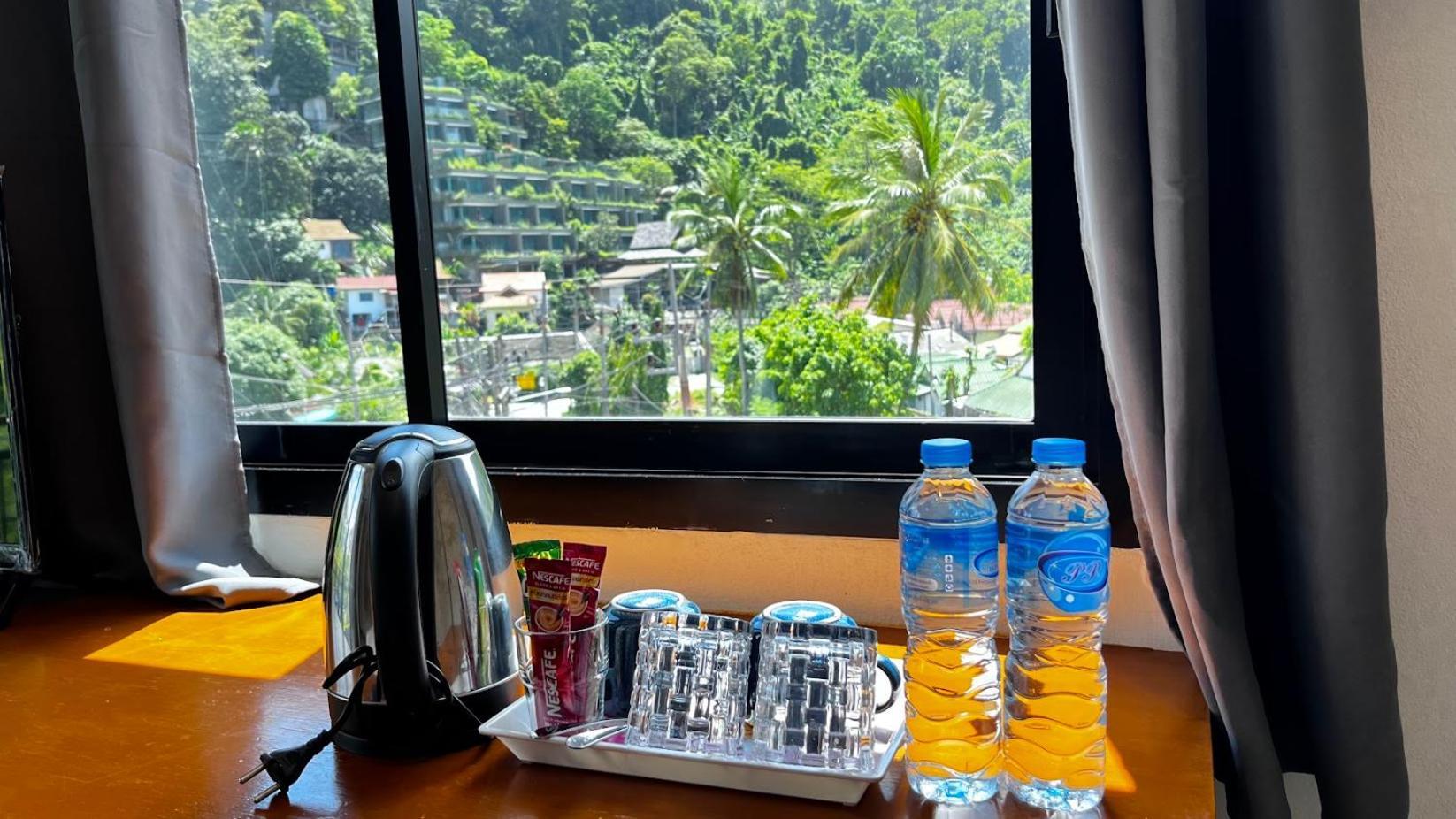 Coco Mountain View Hotel