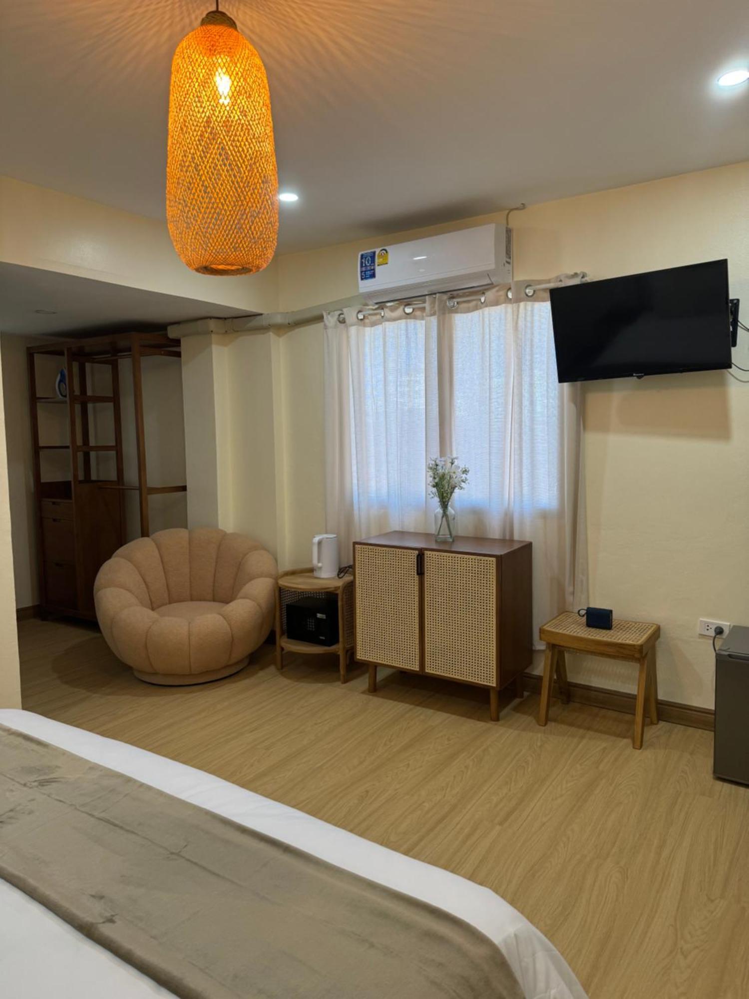 L'oasis Nanai Hotel Patong