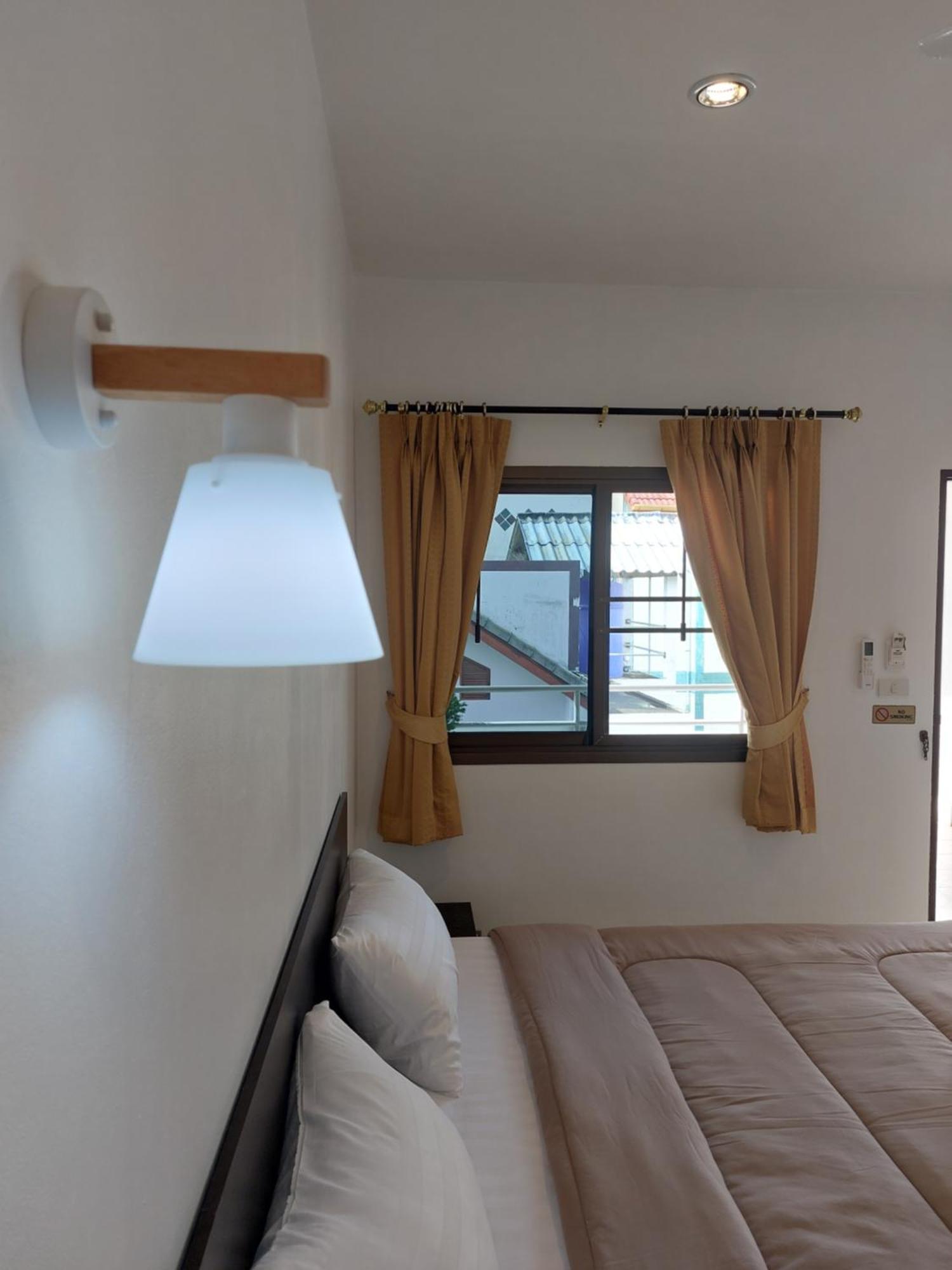 Apartment Smile House Ban Karon