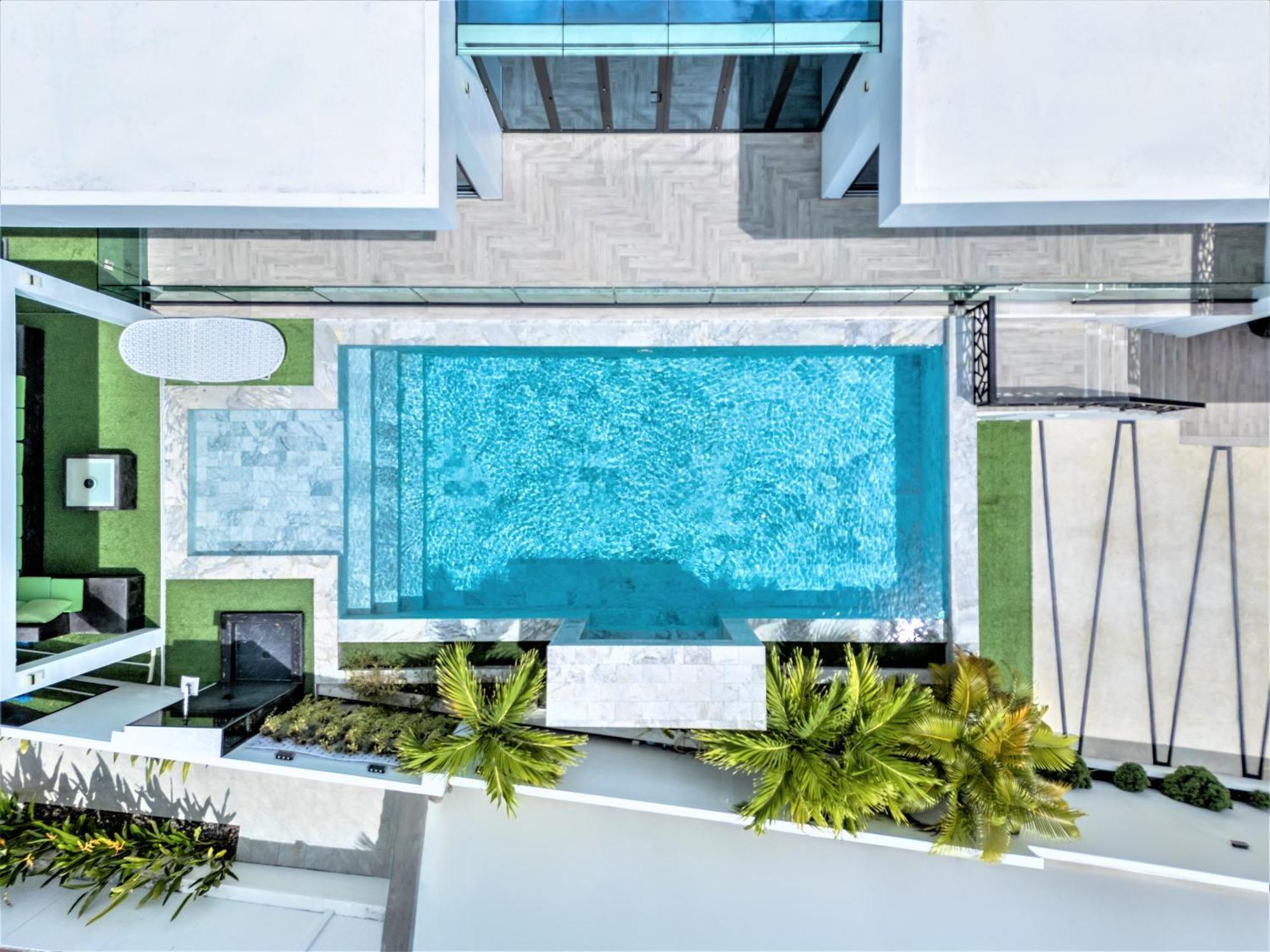 2ms Zen Luxury For Family & Friends, 4 Bdr, Private Pool, Rooftop, Kids' Playground Villa Rawai