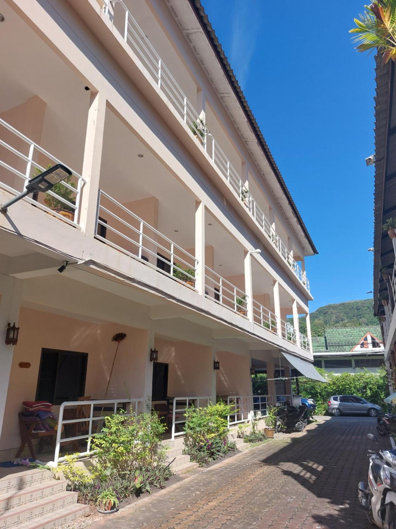 Apartment Smile House Ban Karon