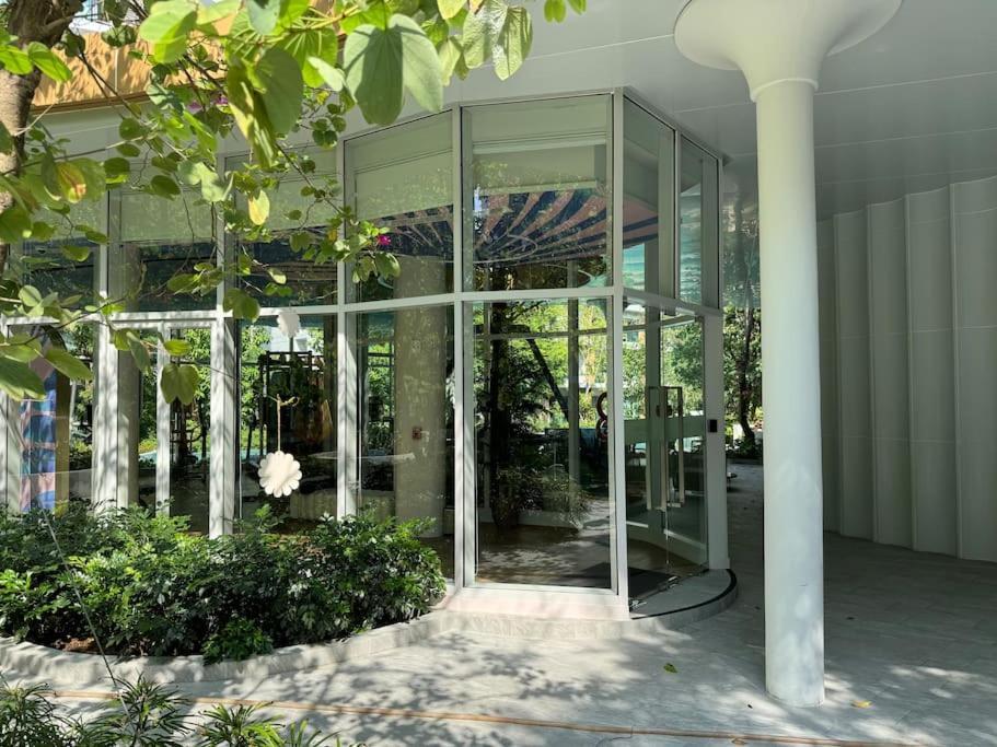 Phyll Phuket - Luxury Resort-style Comfort Apartment Ban Rangeng