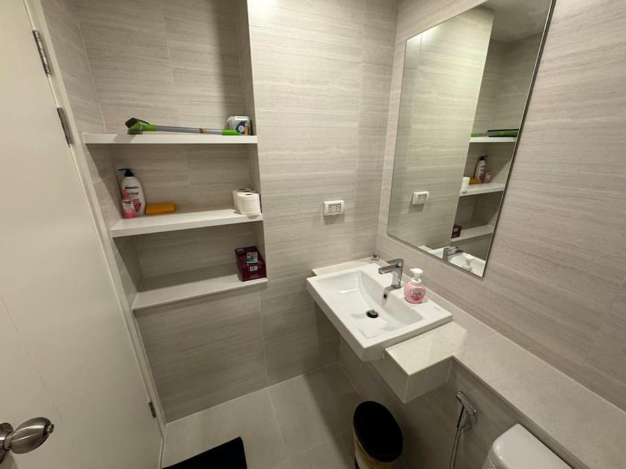 Phyll Phuket - Luxury Resort-style Comfort Apartment Ban Rangeng