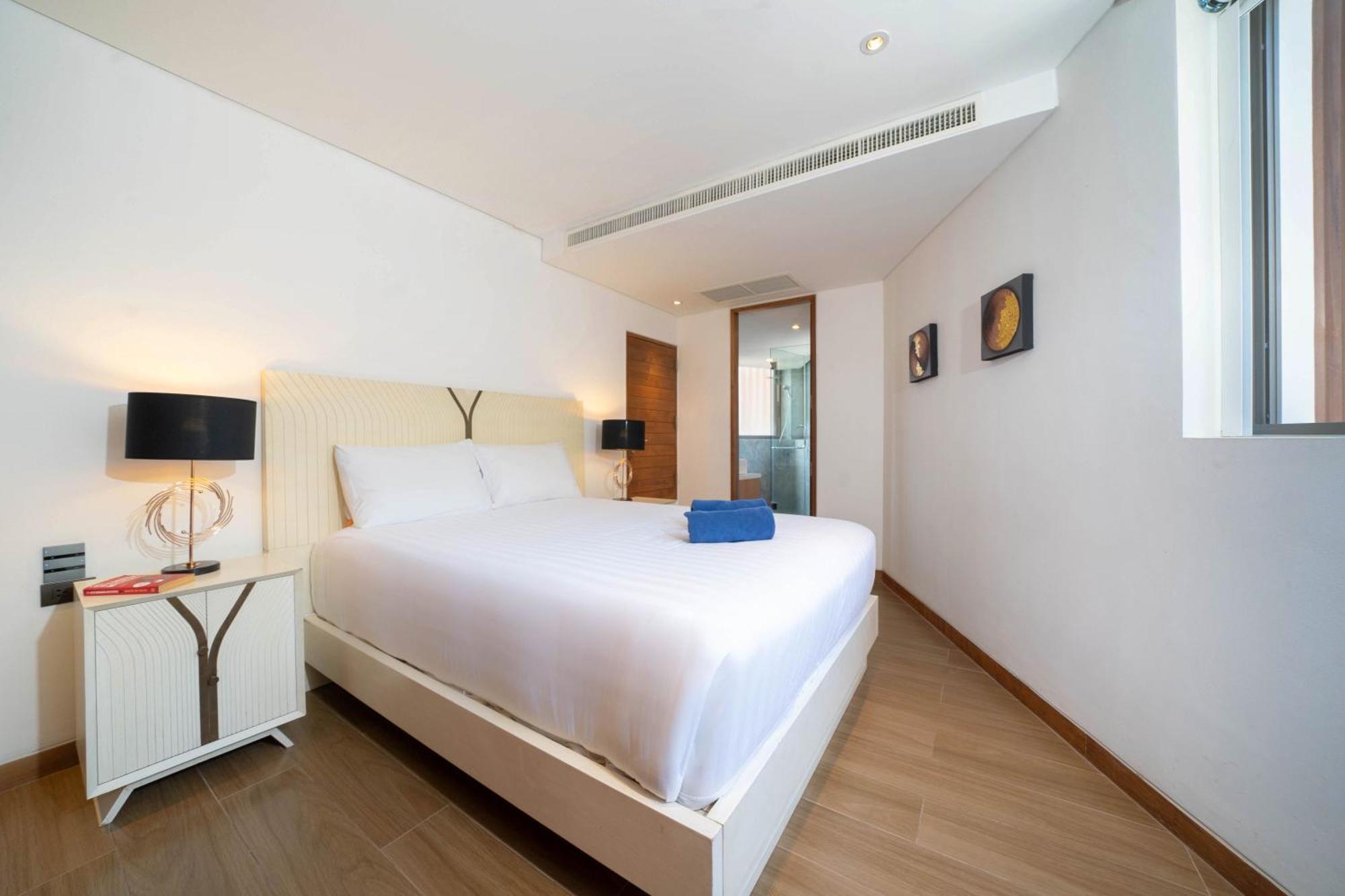Apartment Luxury Ocean View 2br 82 In Bluepoint Residence, Near And Paradise Patong