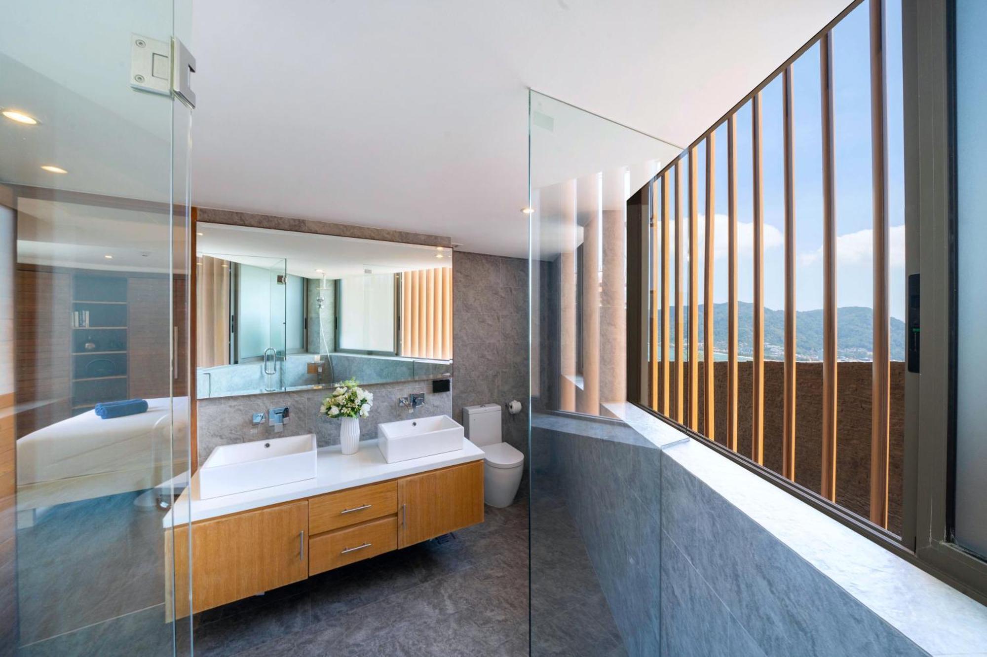 Luxury Ocean View 2br 82 In Bluepoint Residence, Near And Paradise Apartment