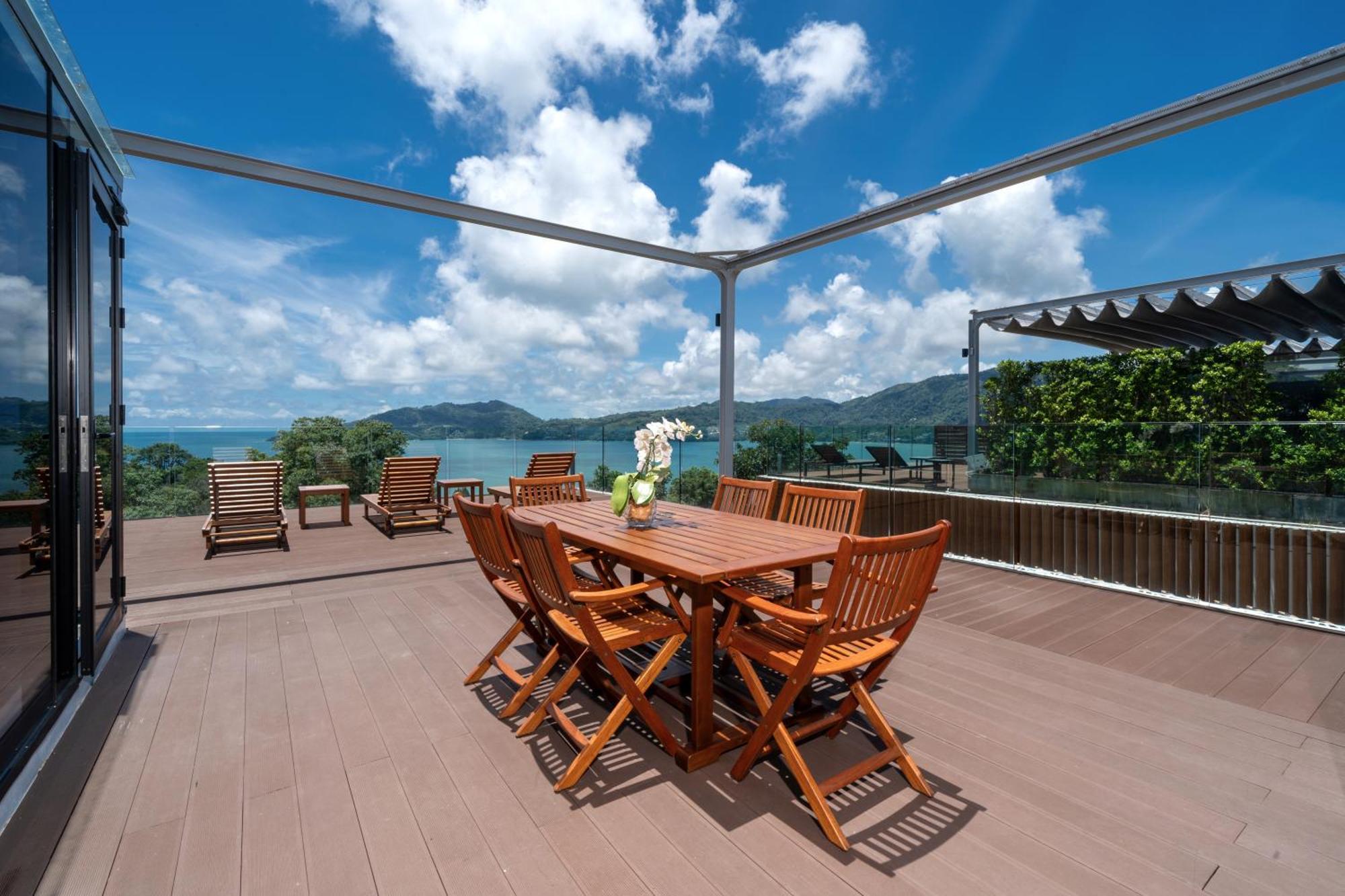 Apartment Ocean Bliss - Bluepoint 3br 812 With Terrace And Awe-inspiring Views Of Bay Patong