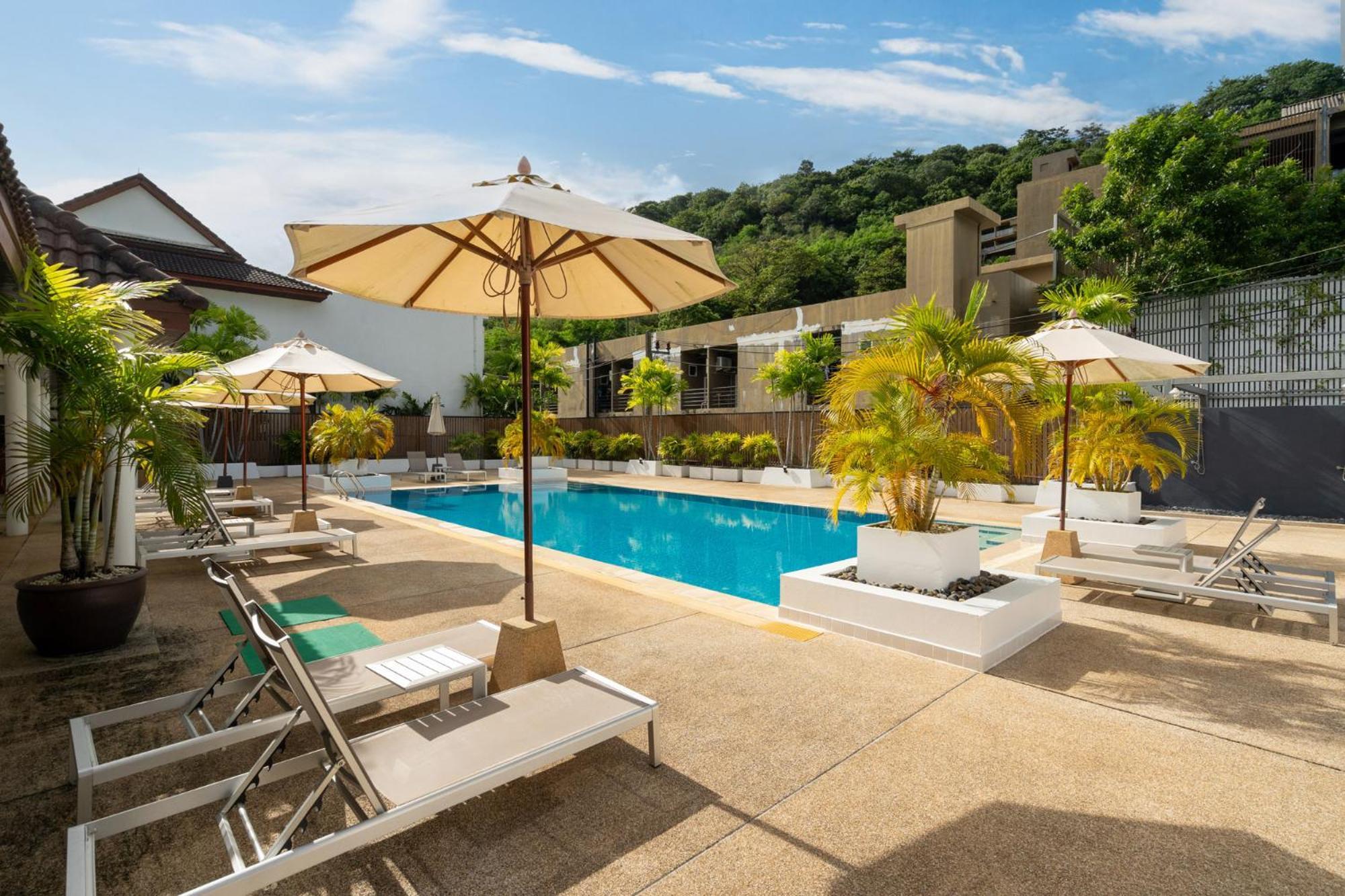 Beachside Apt. Short Walk To - 2br *