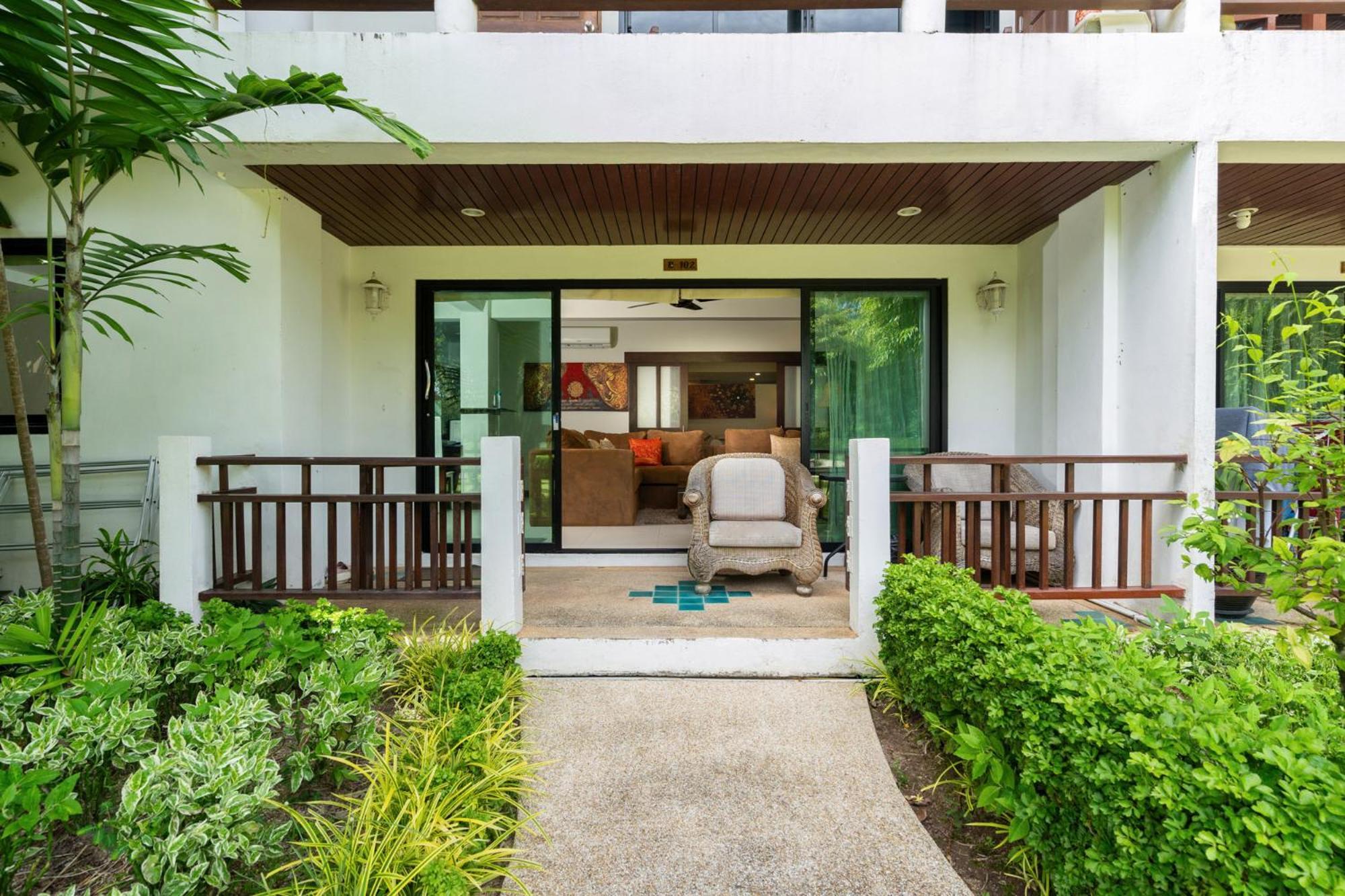 Beachside Apt. Short Walk To - 2br Nai Harn