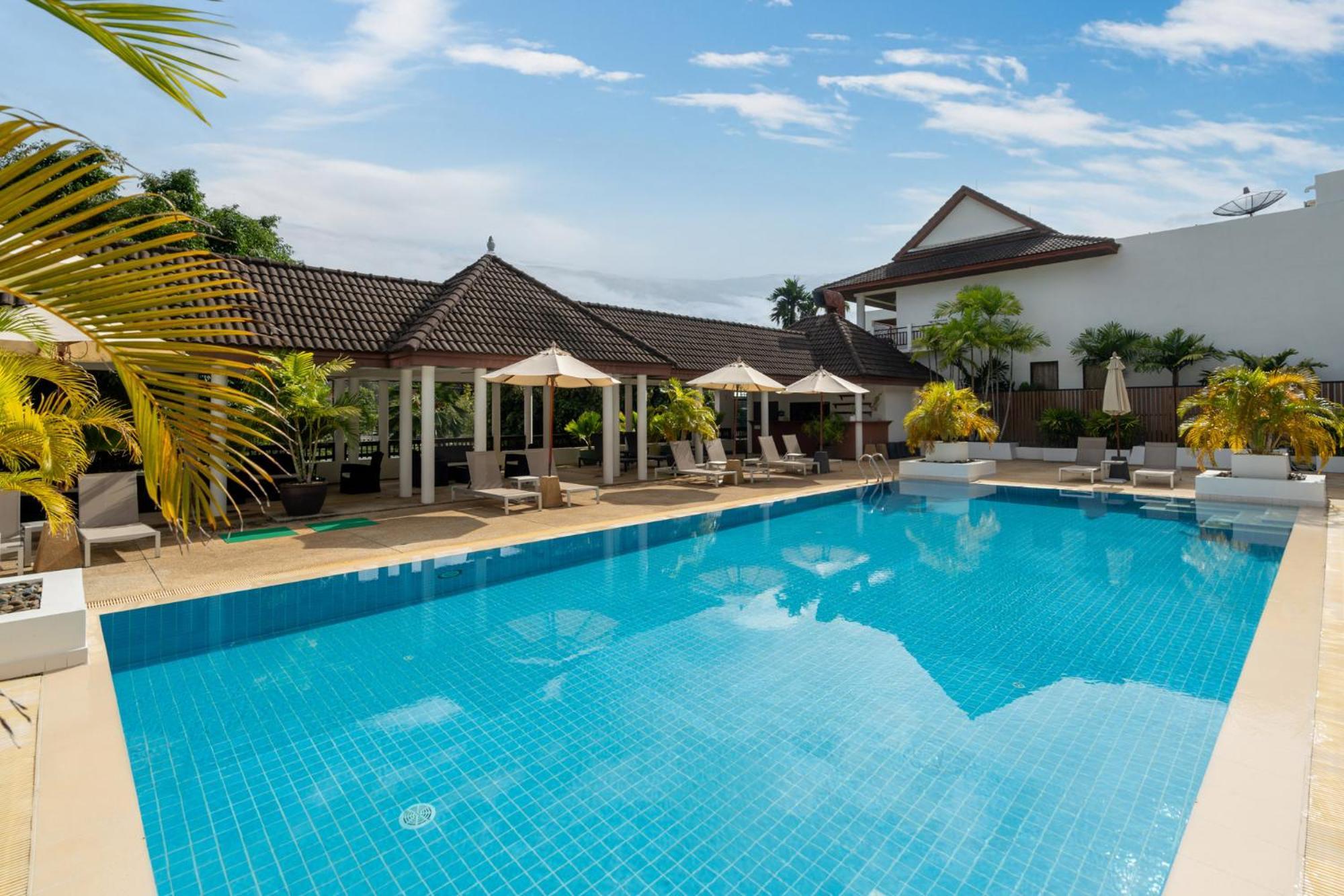 Beachside Apt. Short Walk To - 2br * Nai Harn