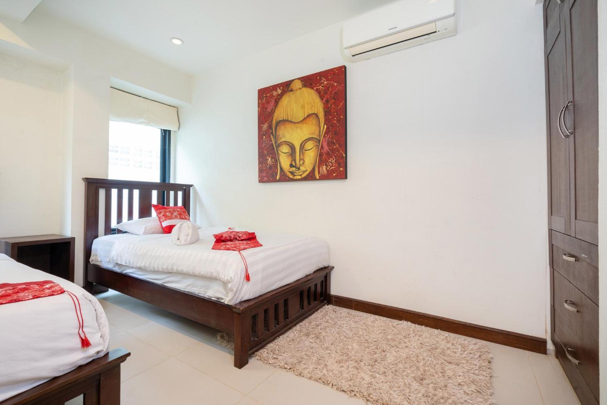 Apartment Beachside Apt. Short Walk To - 2br