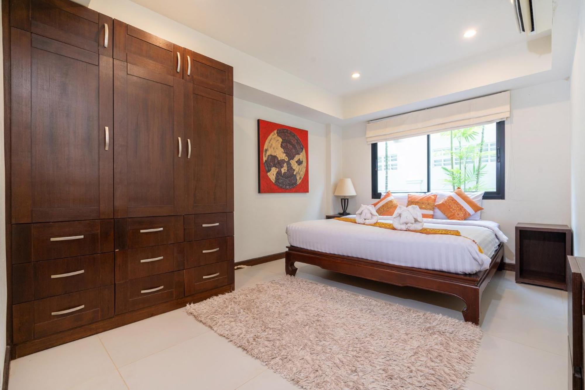 Apartment Beachside Apt. Short Walk To - 2br *