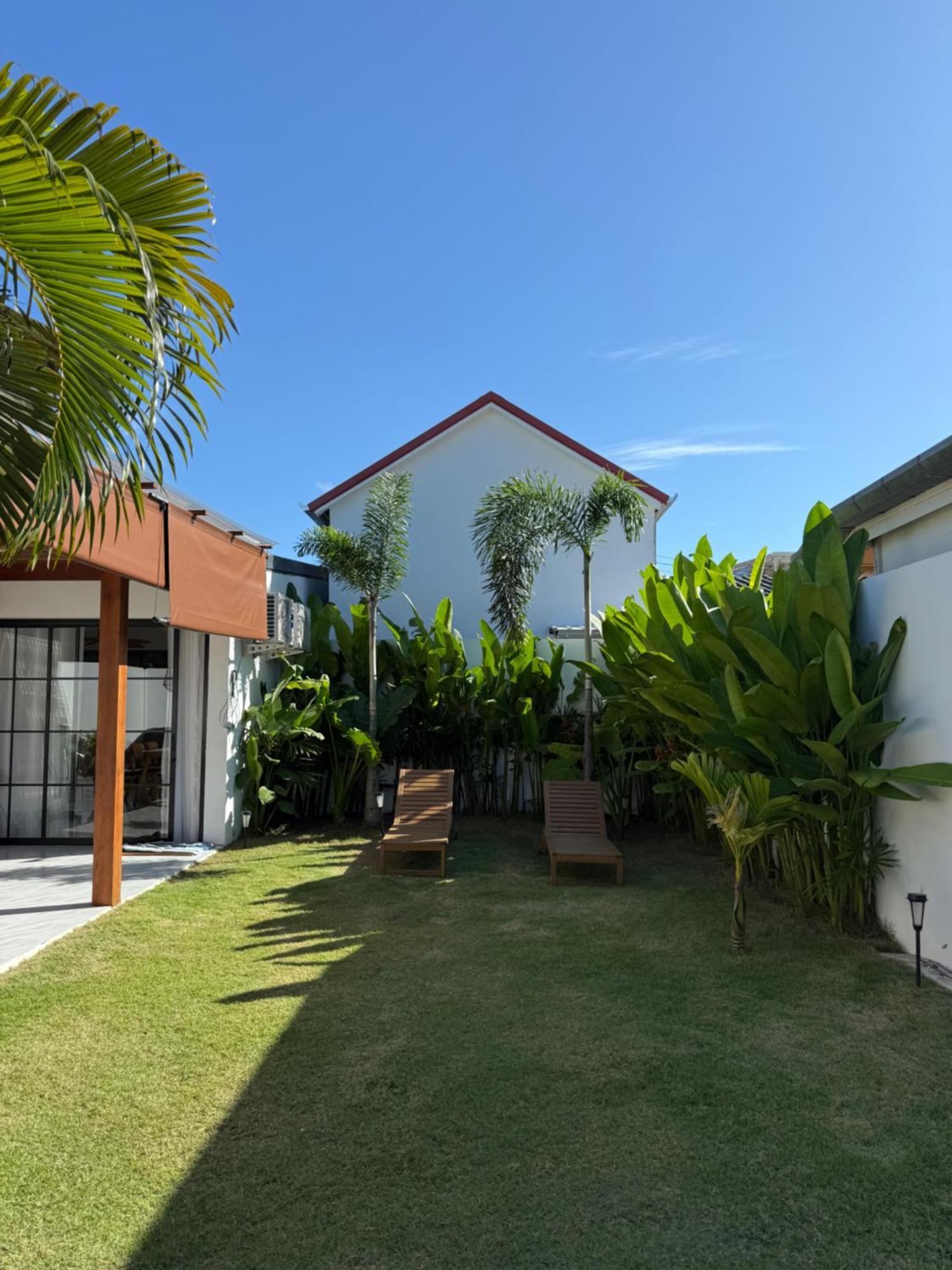 2br Big Jacuzzi & Garden - Bali Style By La Perla Phuket Rawai Vila
