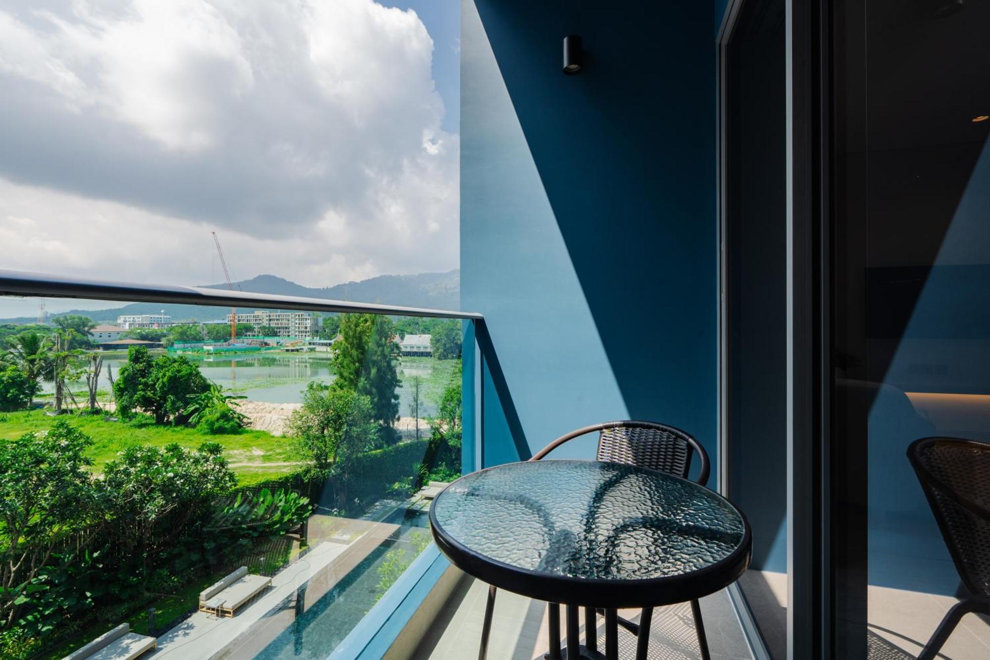 Spacious With Panoramic View In Laguna
