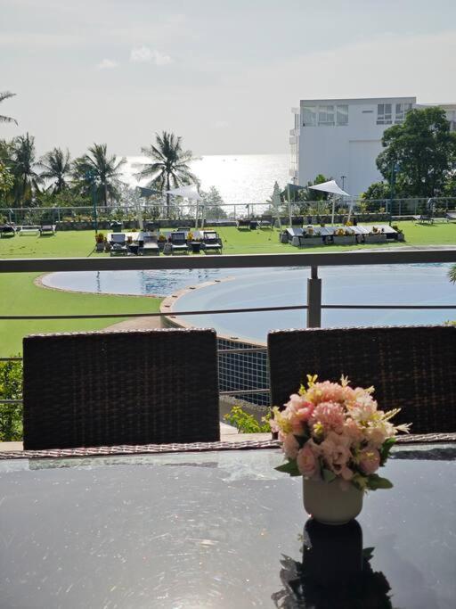 Apartment Karon Large 2 Bedrooms & Living Seaview Ban Karon