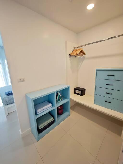 Karon Large 2 Bedrooms & Living Seaview Ban Karon