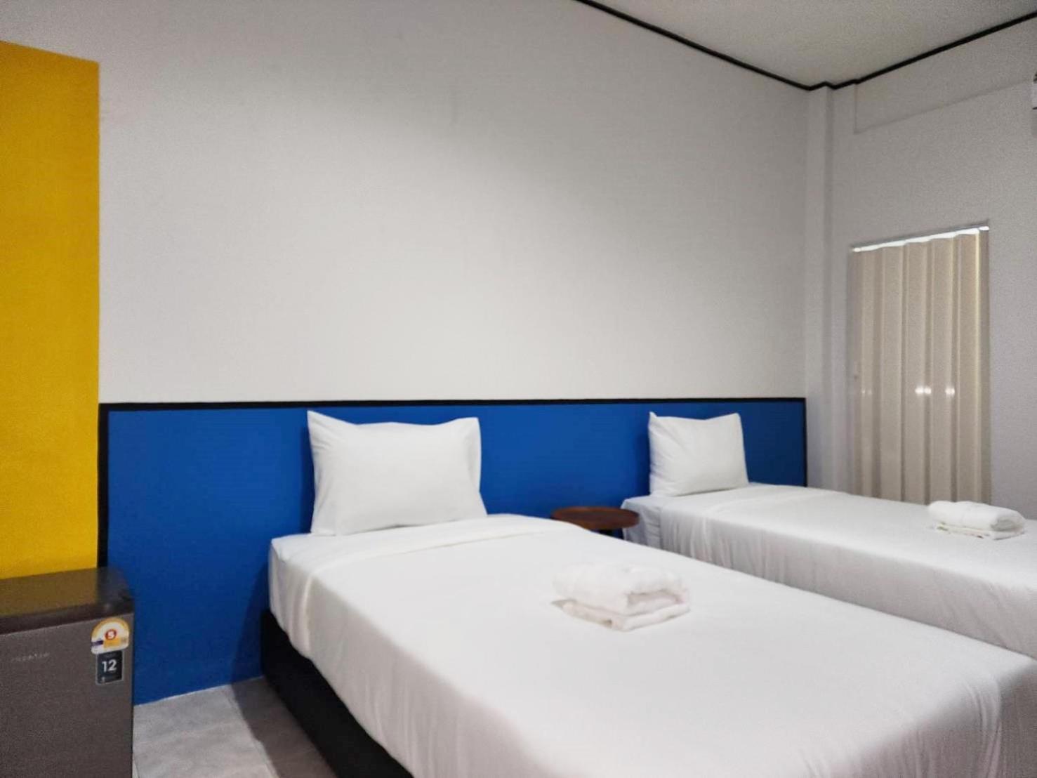 Ryb Phuket Ban Lo Long