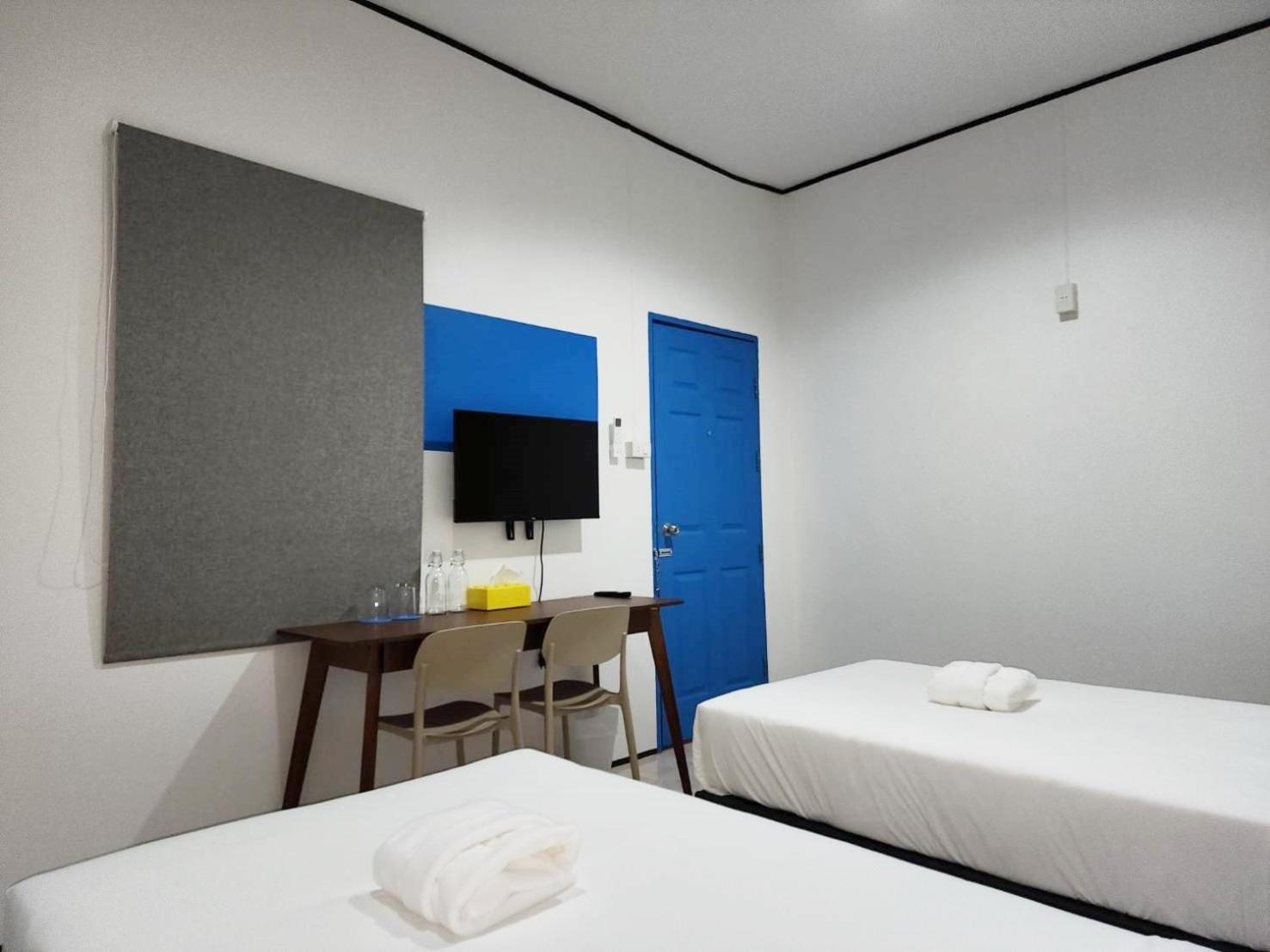 Hostel Ryb Phuket Ban Lo Long