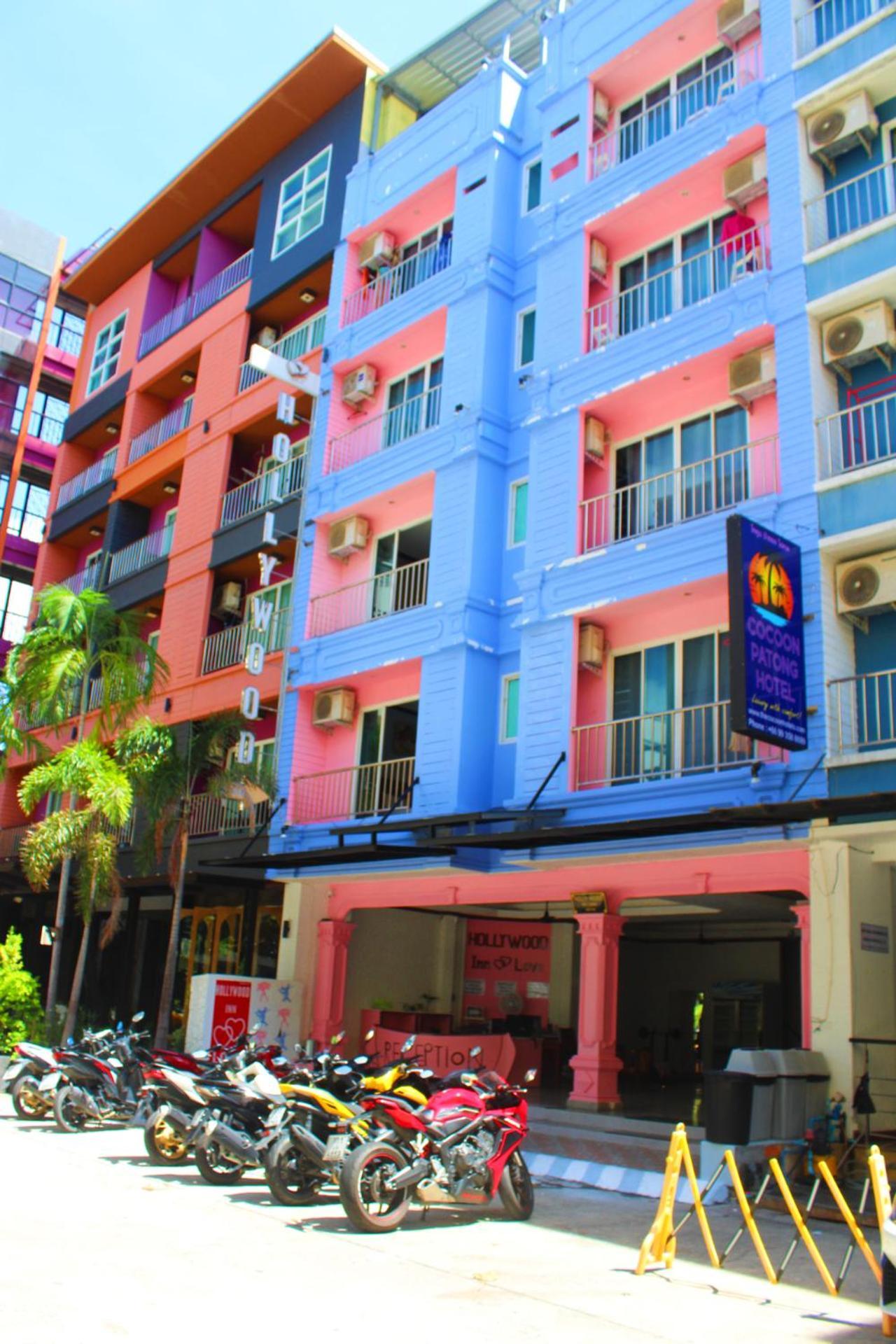 Hollywood Hotel