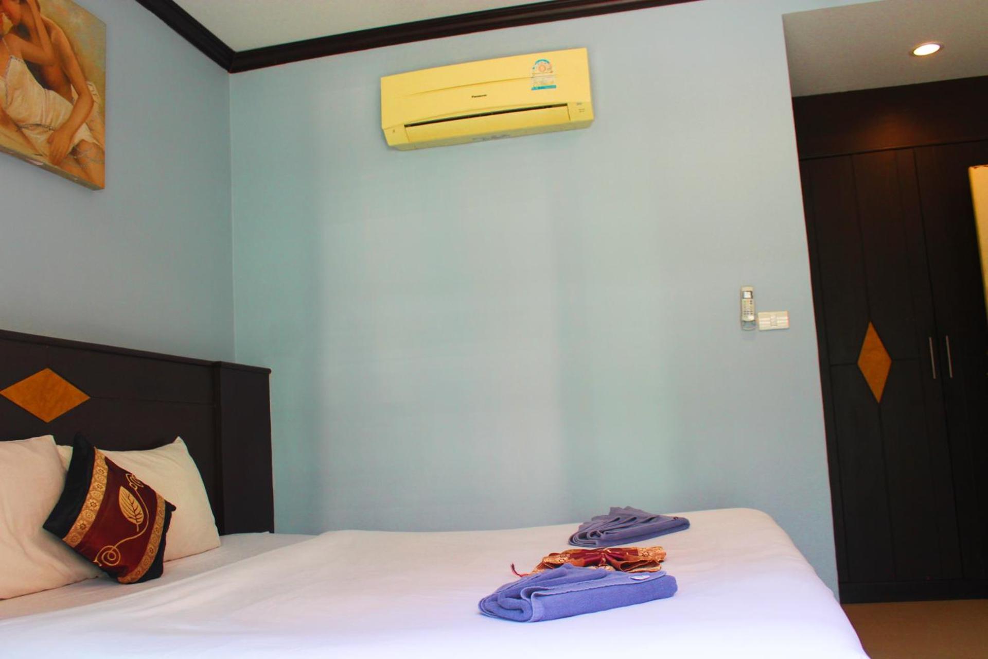Hollywood Hotel Patong