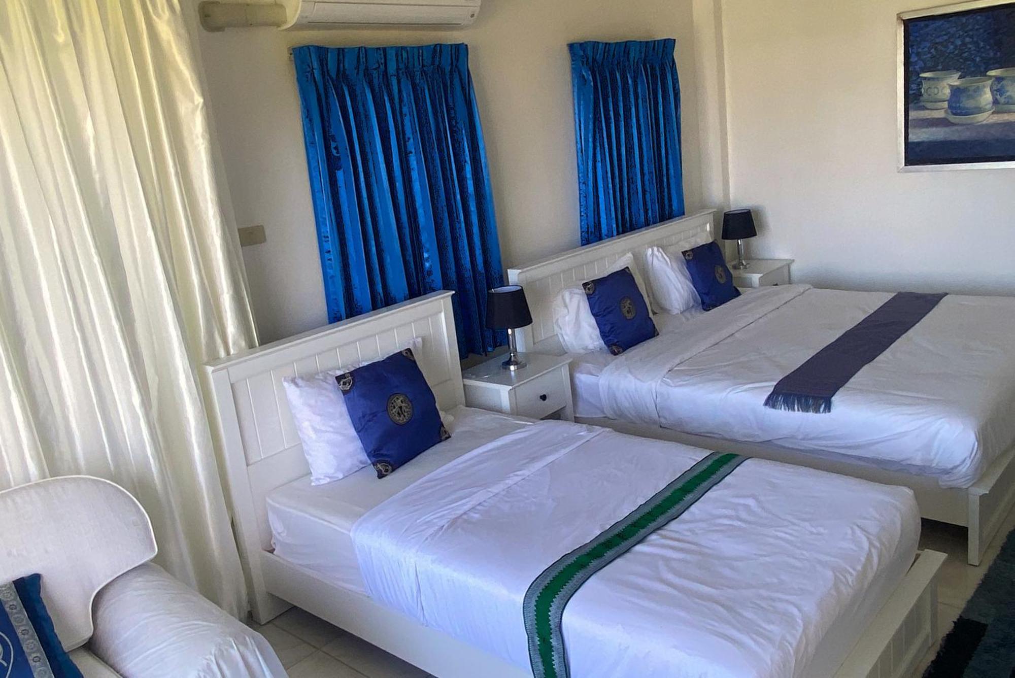 Villa Oasis & Karon