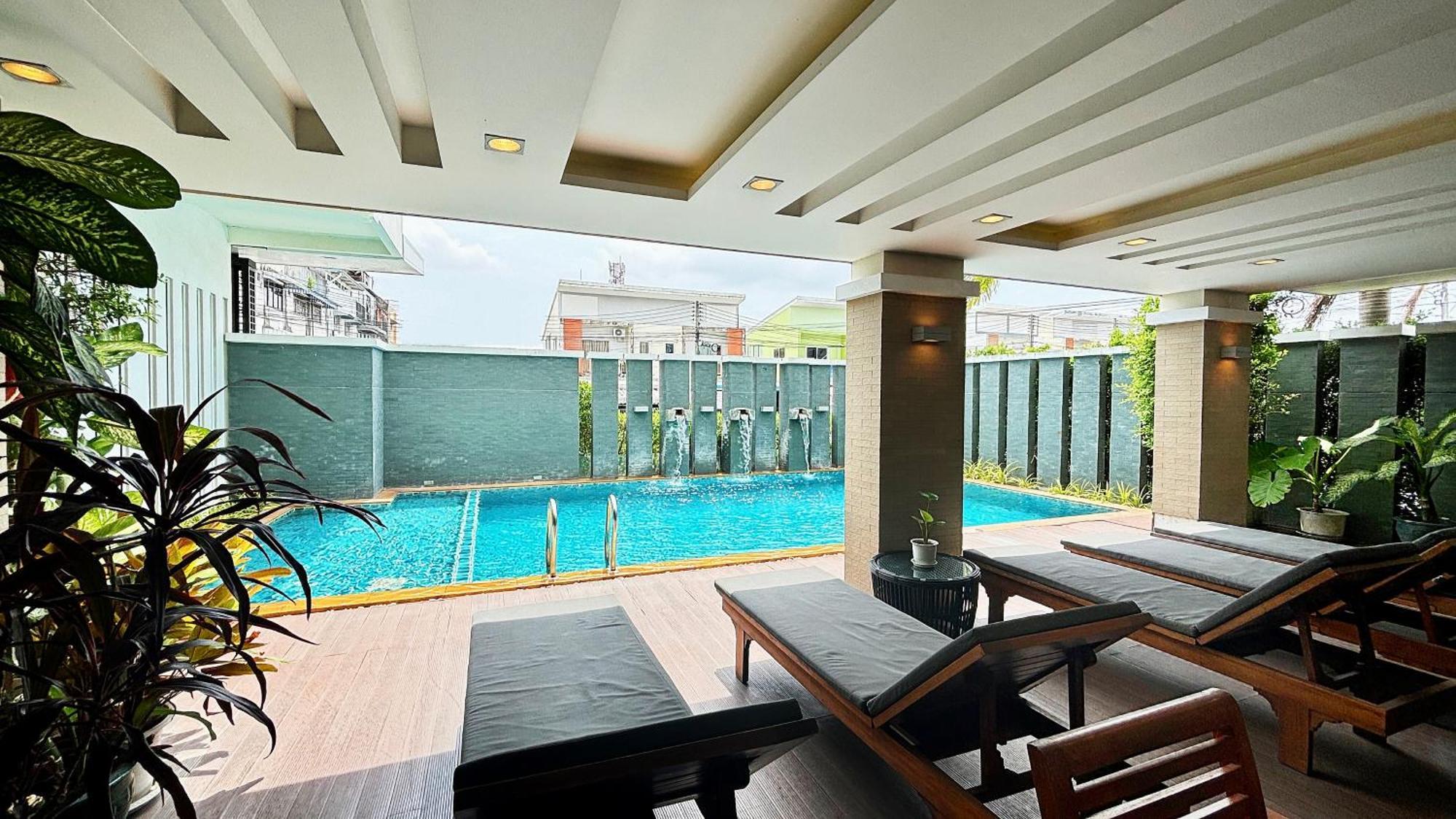Ratana Rassada, Town- Sha Extra Aparthotel