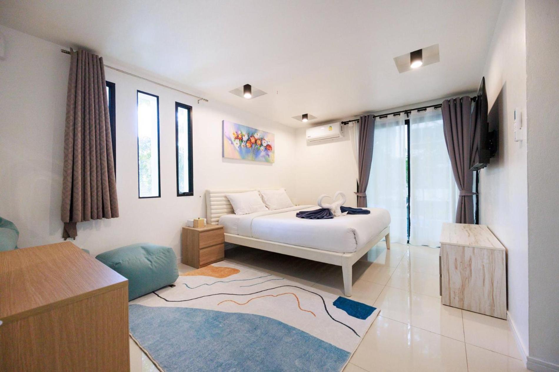 Modern & Fun Pool At Regent Villa