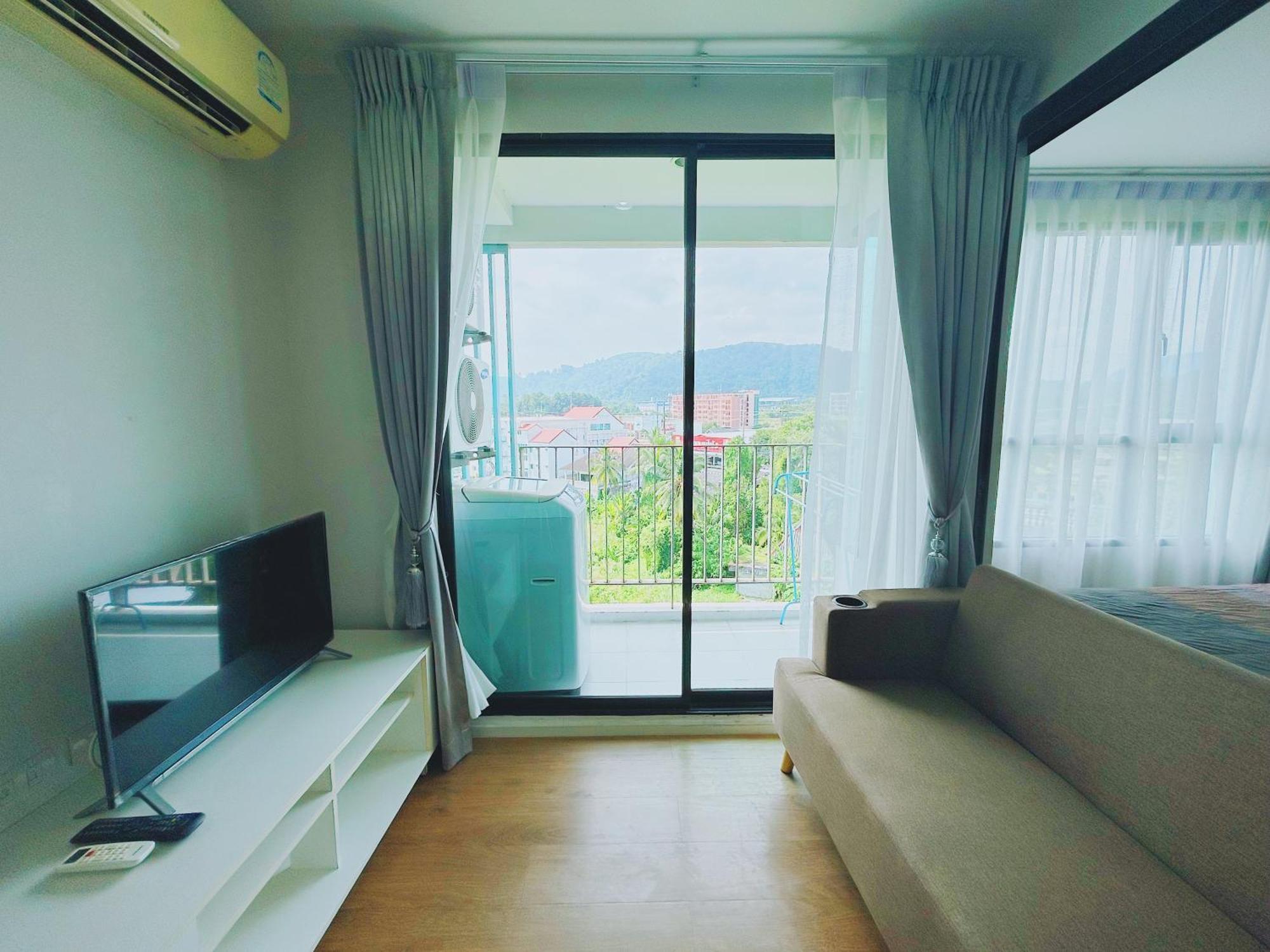 02nice Town Near Shopping Malls And Naka Night Market Apartment Phuket