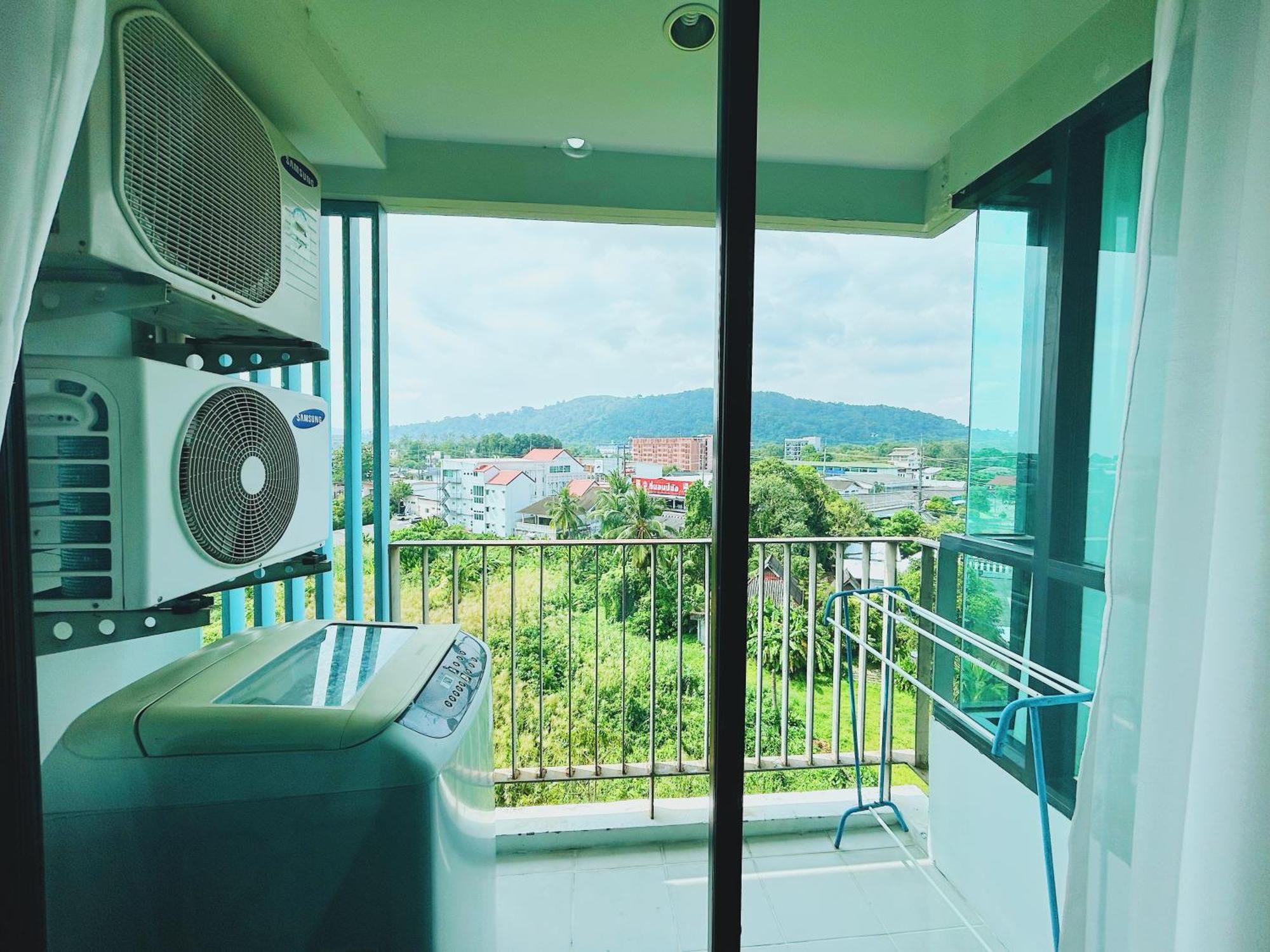 02nice Town Near Shopping Malls And Naka Night Market Phuket