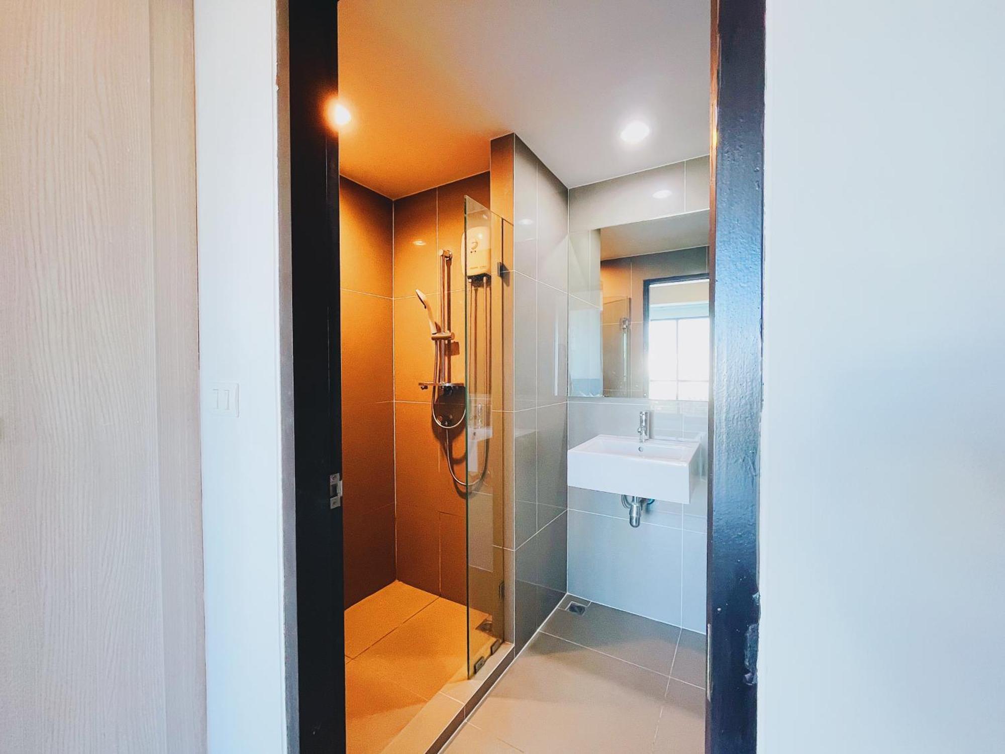 38nice Town Near Shopping Malls And Naka Night Market * Phuket