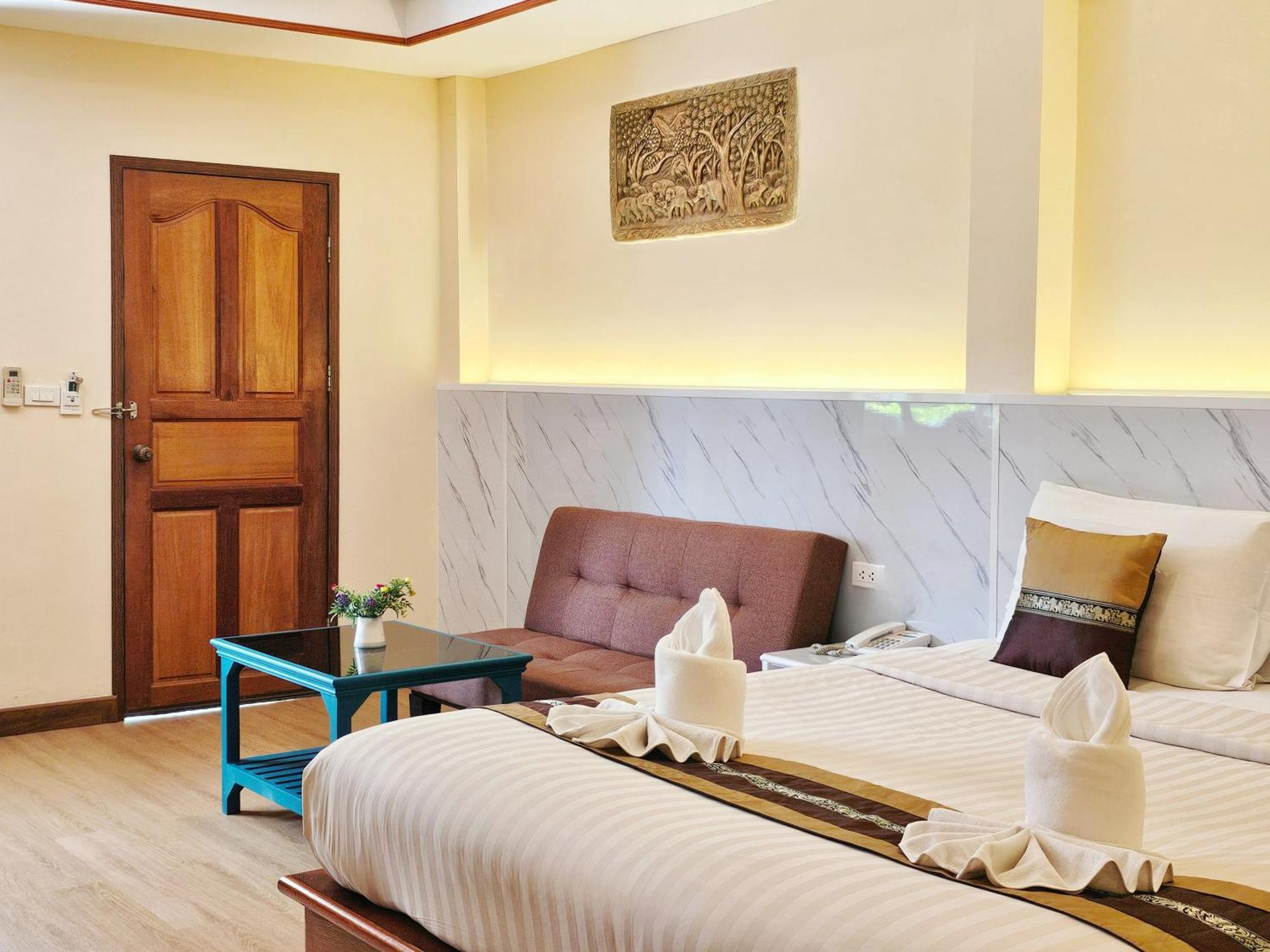Hotel Phaithong Sotel 3*