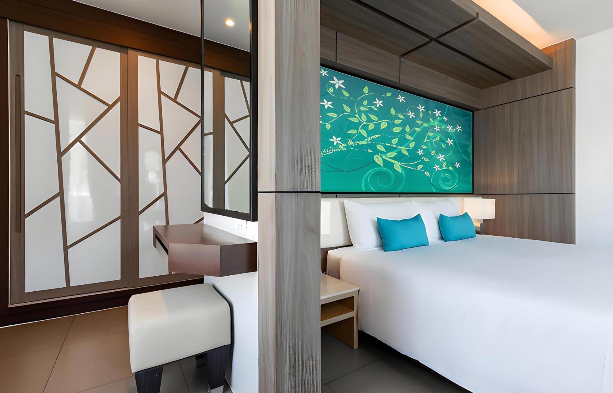 The Marina Phuket 4*