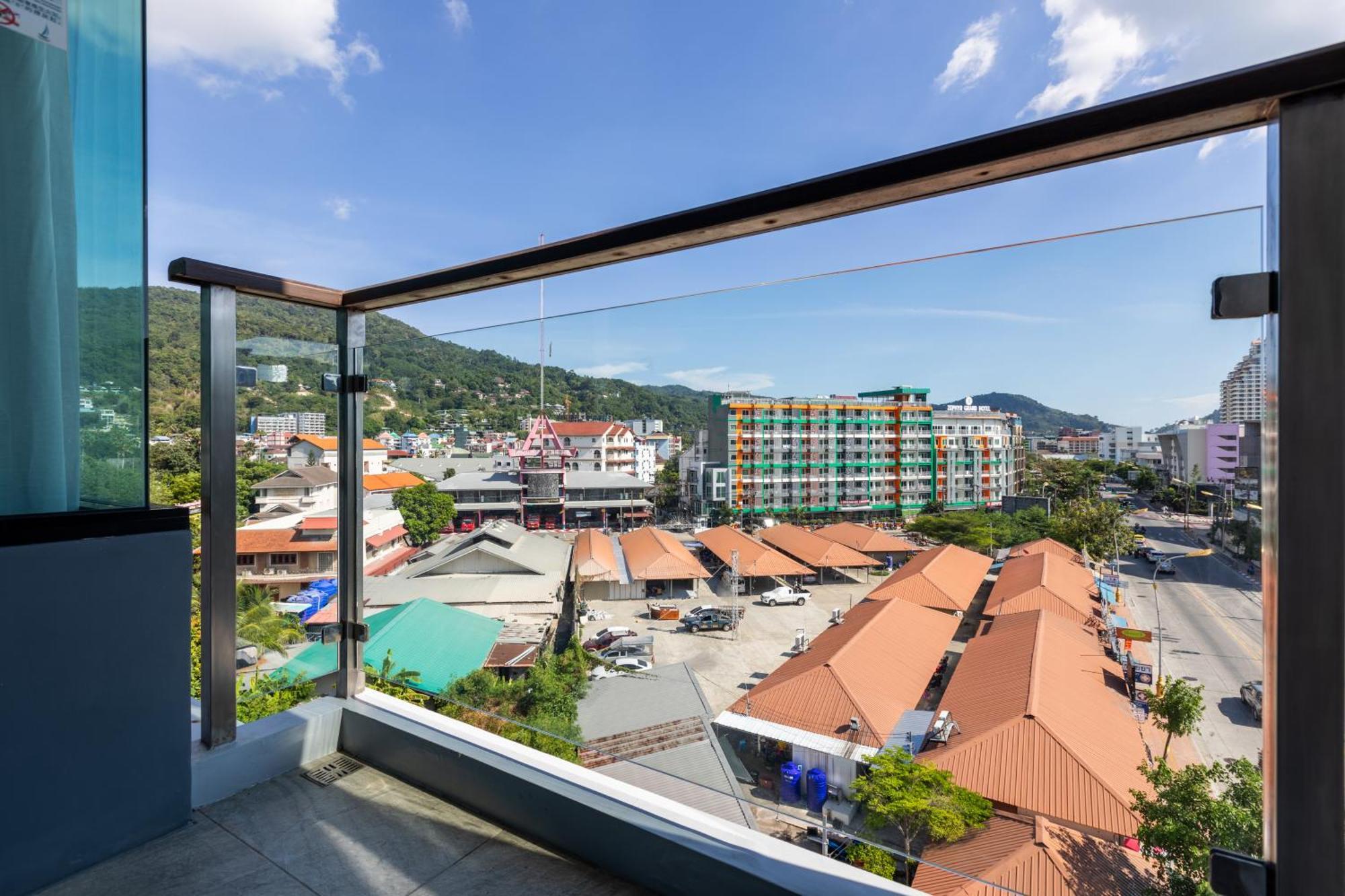 The Marina Phuket 4*