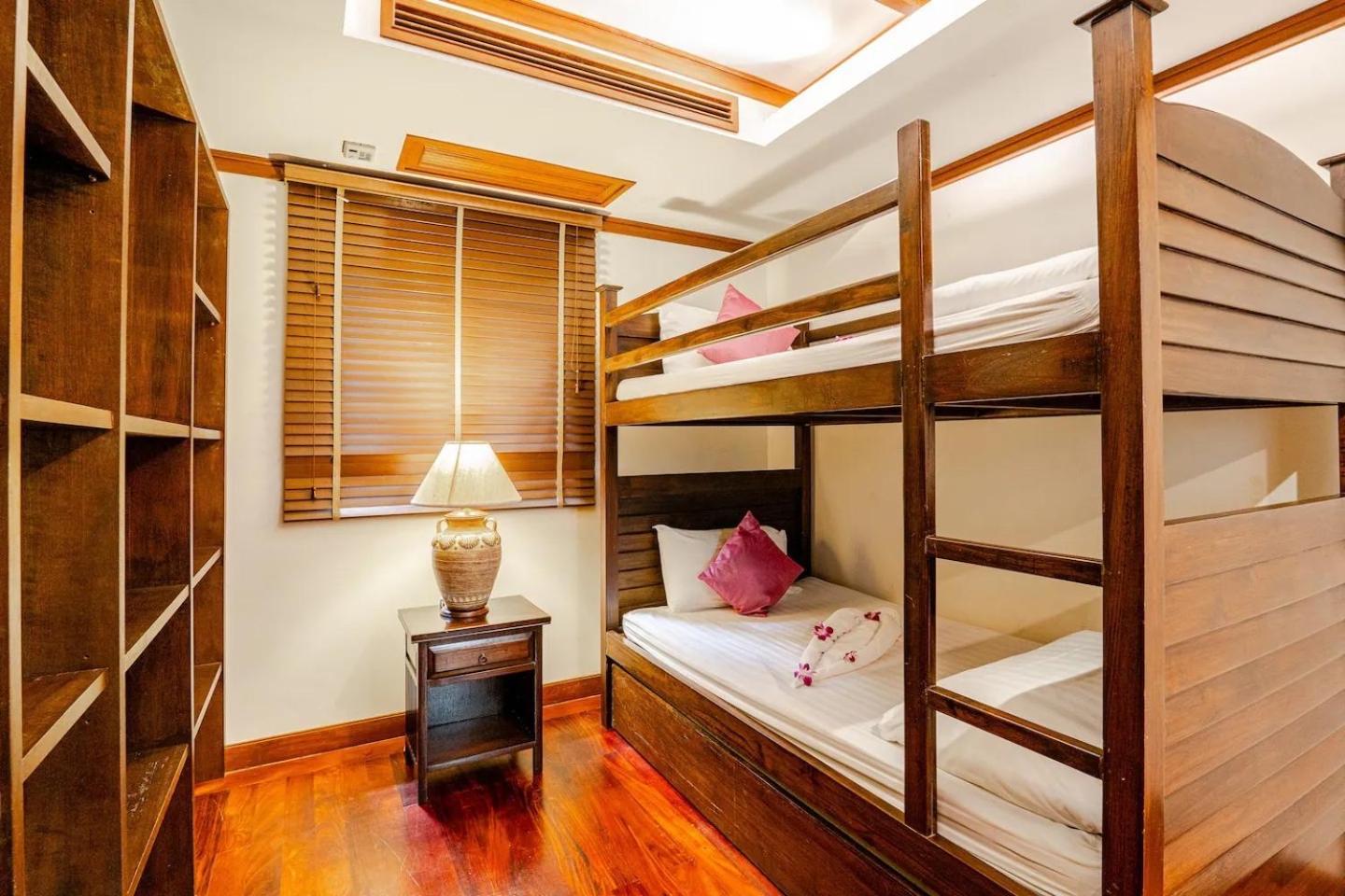Seaview Luxury Penda *