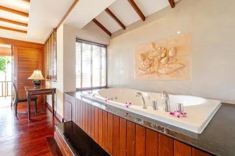 Seaview Luxury Penda