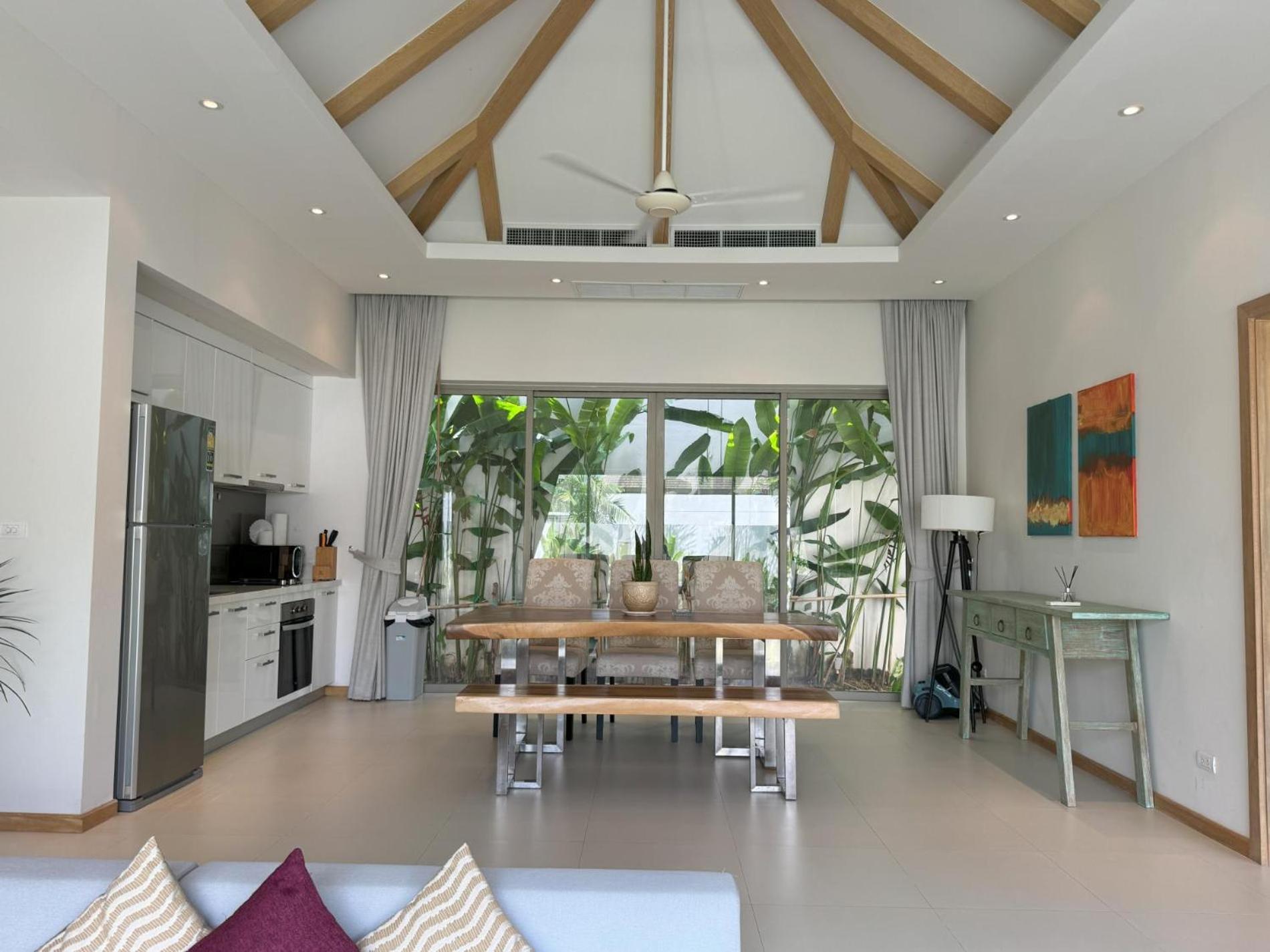 Trichada Tropical Pool By Lofty Villa *