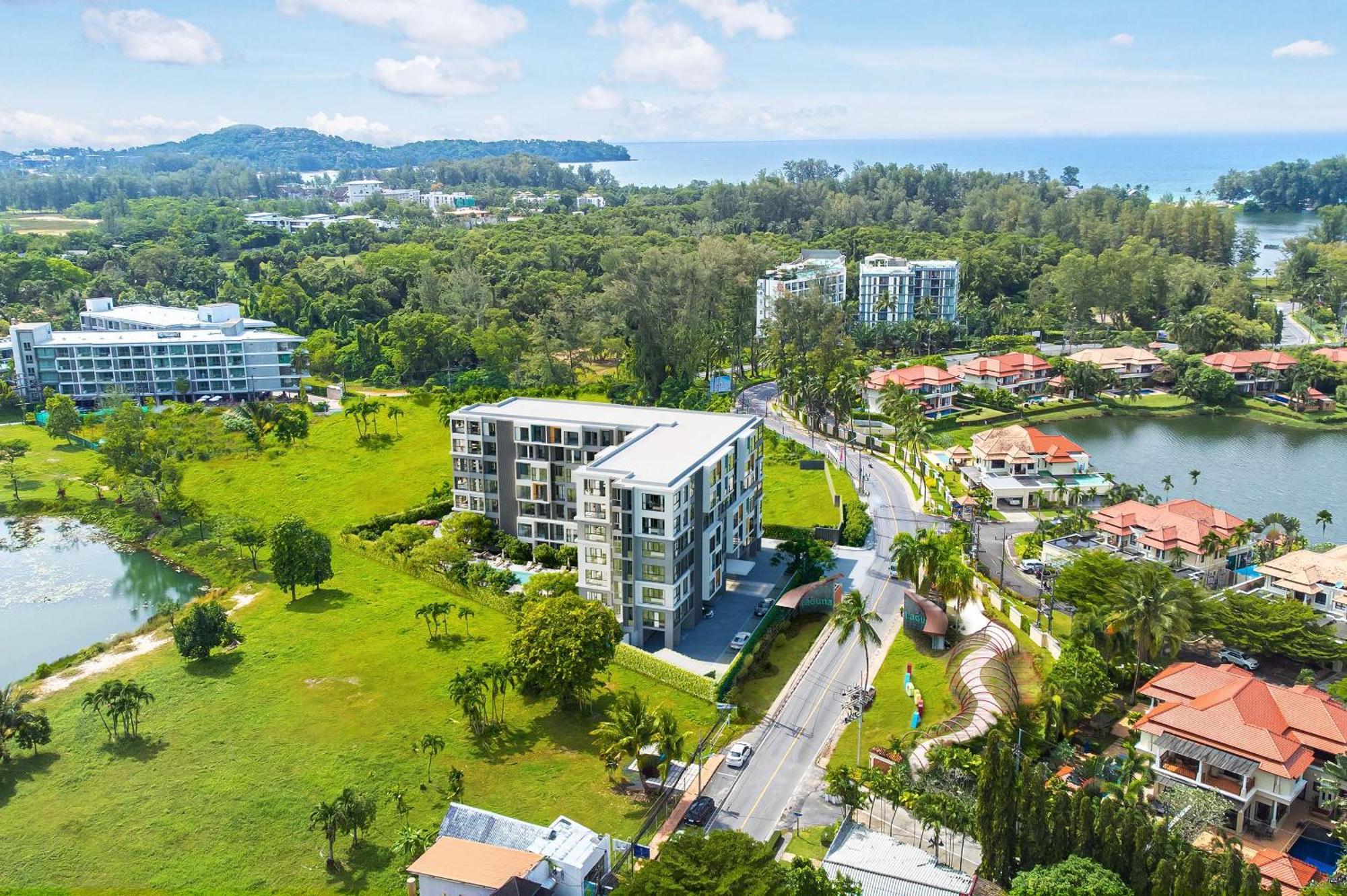 Laguna Lakeside Residences By Banyan Living Apartment *