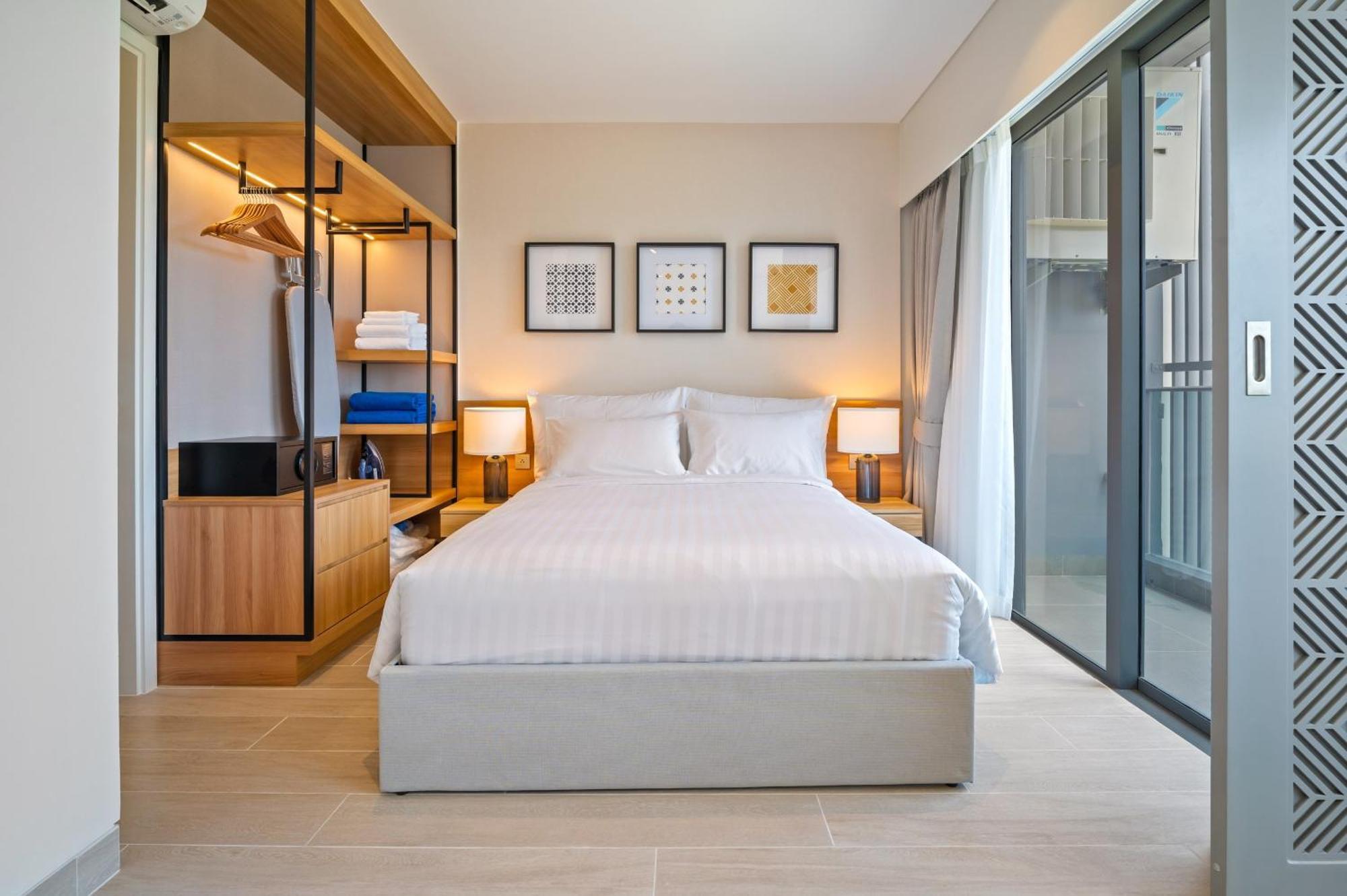 Apartment Laguna Lakeside Residences By Banyan Living *