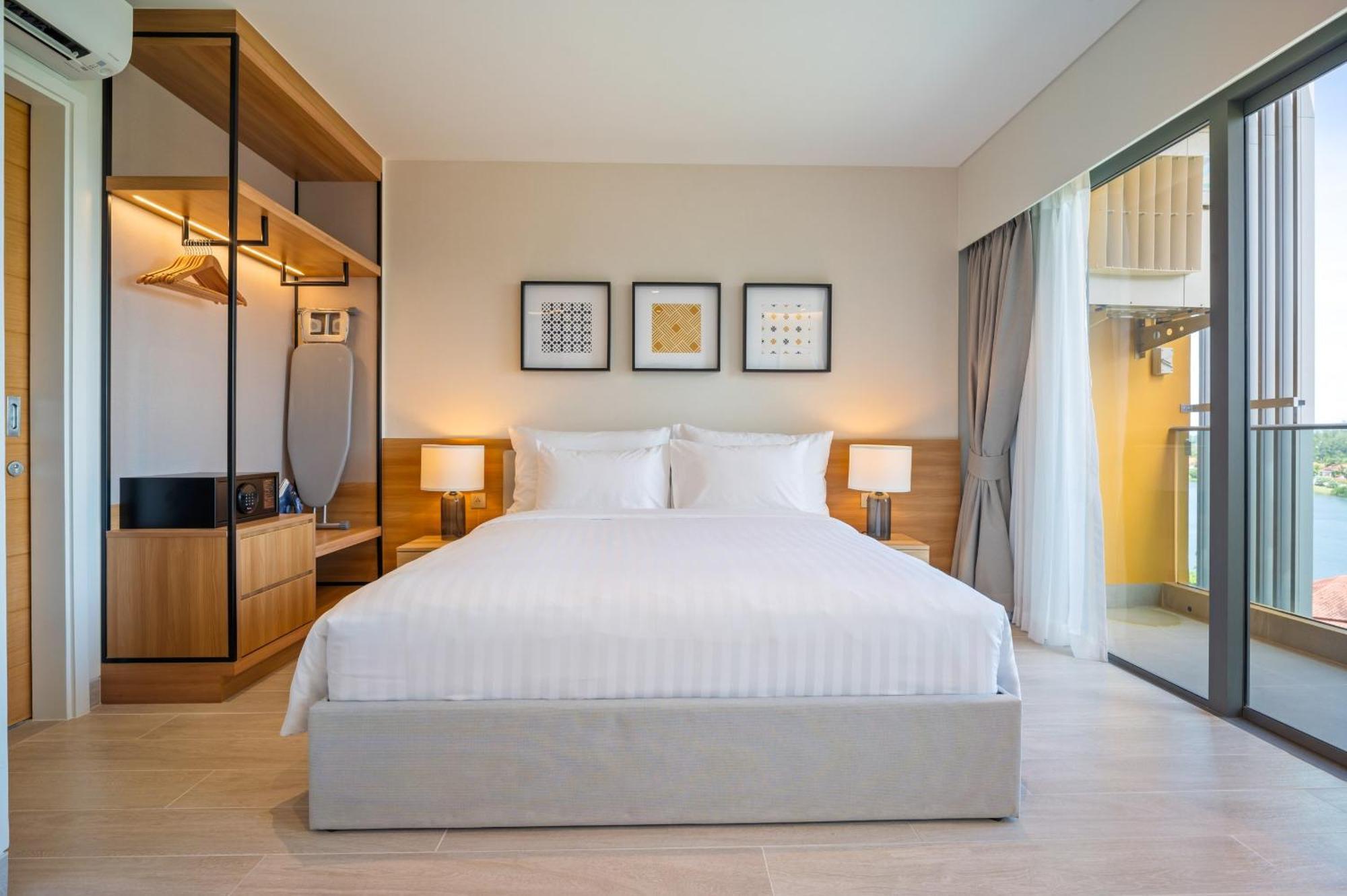 Laguna Lakeside Residences By Banyan Living Thalang
