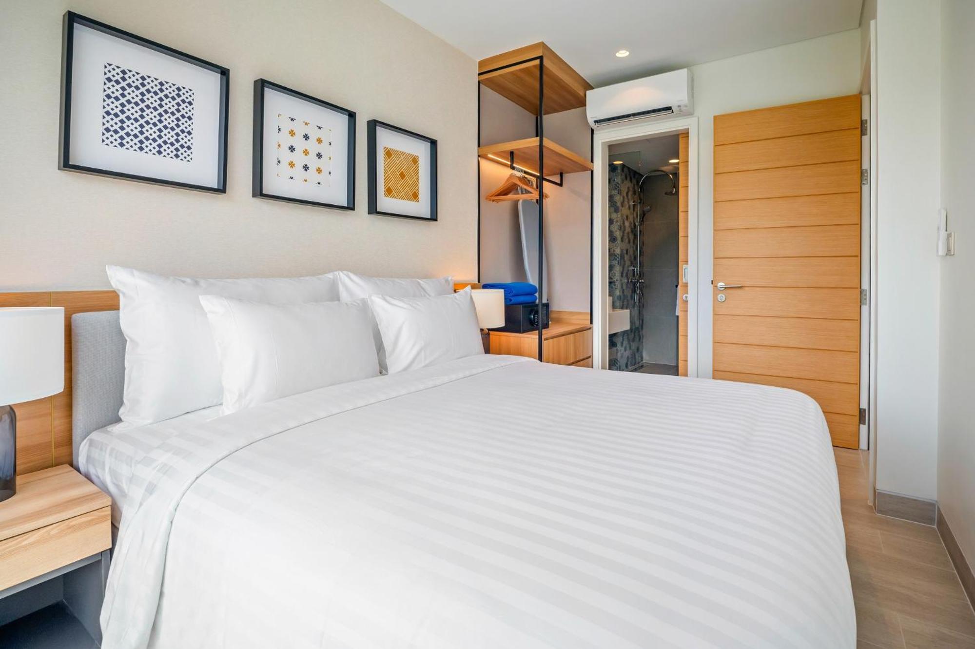 Apartment Laguna Lakeside Residences By Banyan Living *