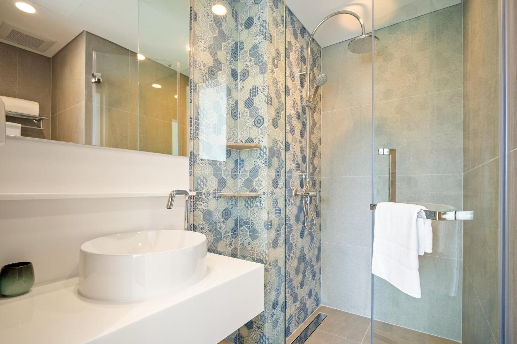 Laguna Lakeside Residences By Banyan Living * Thalang