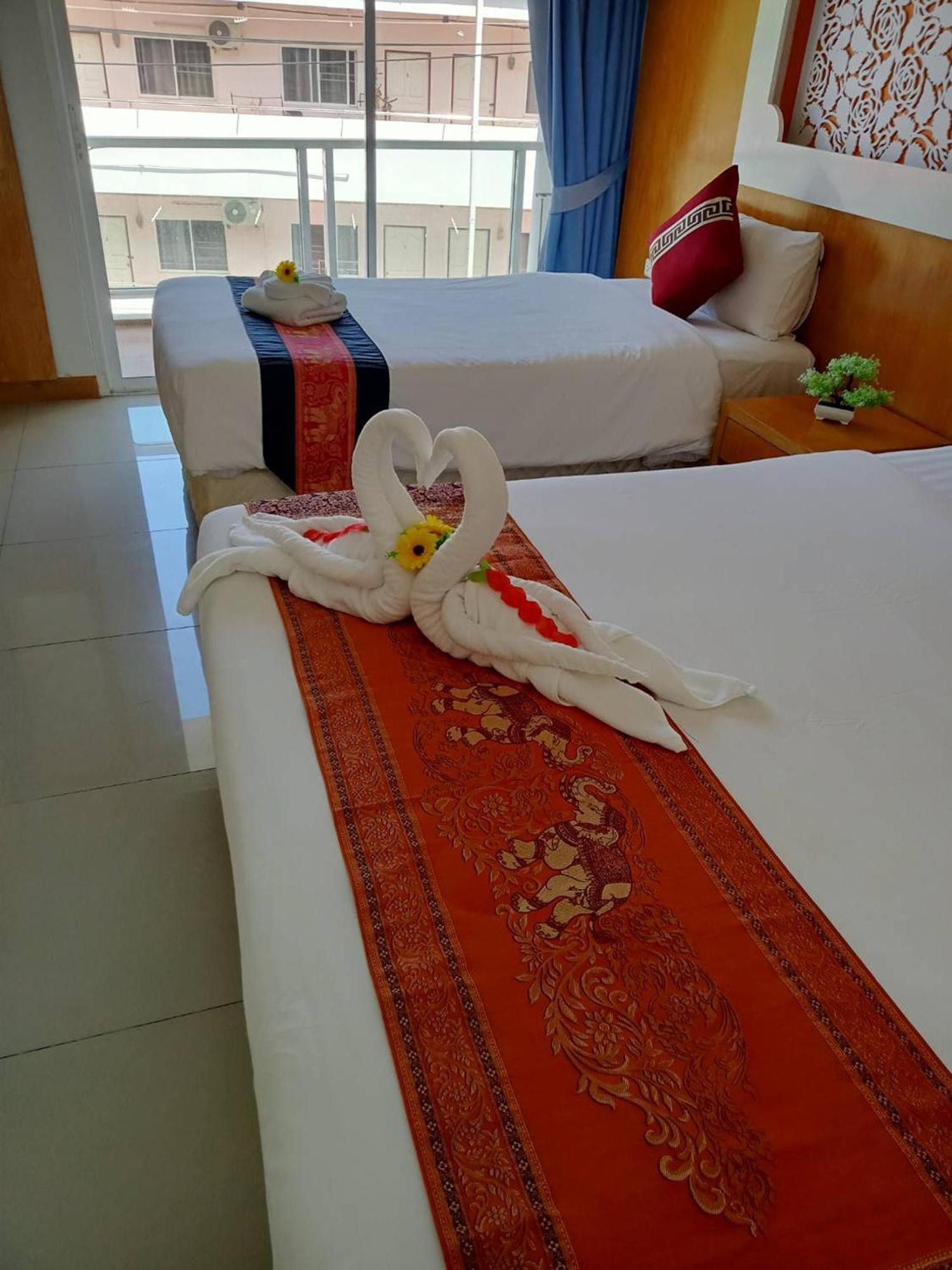 Hotel T & C Patong